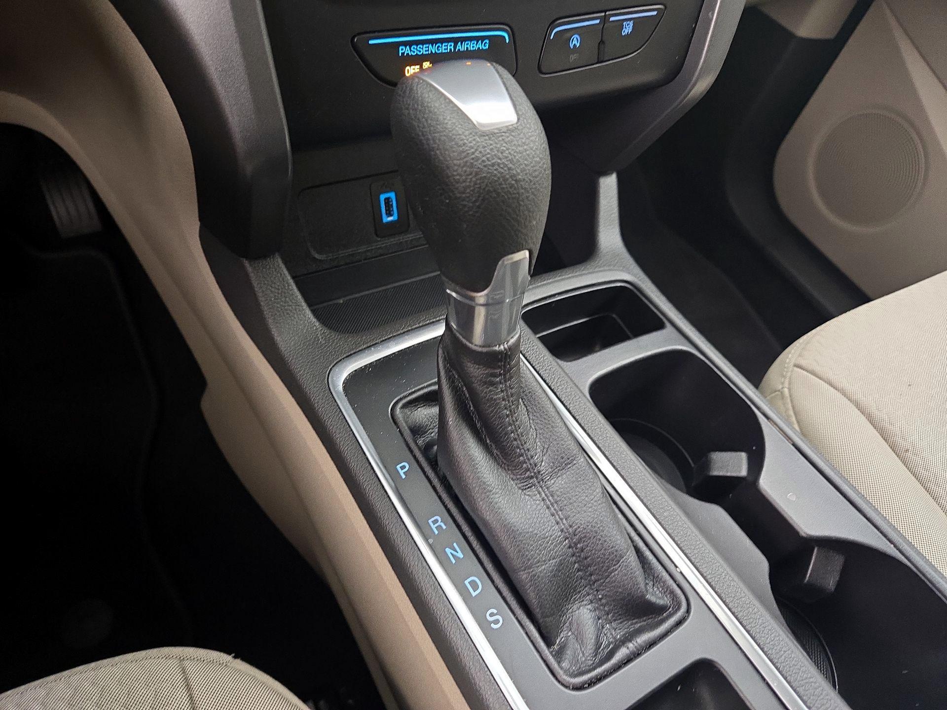 Thumbnail: 2017 Ford Escape - 17