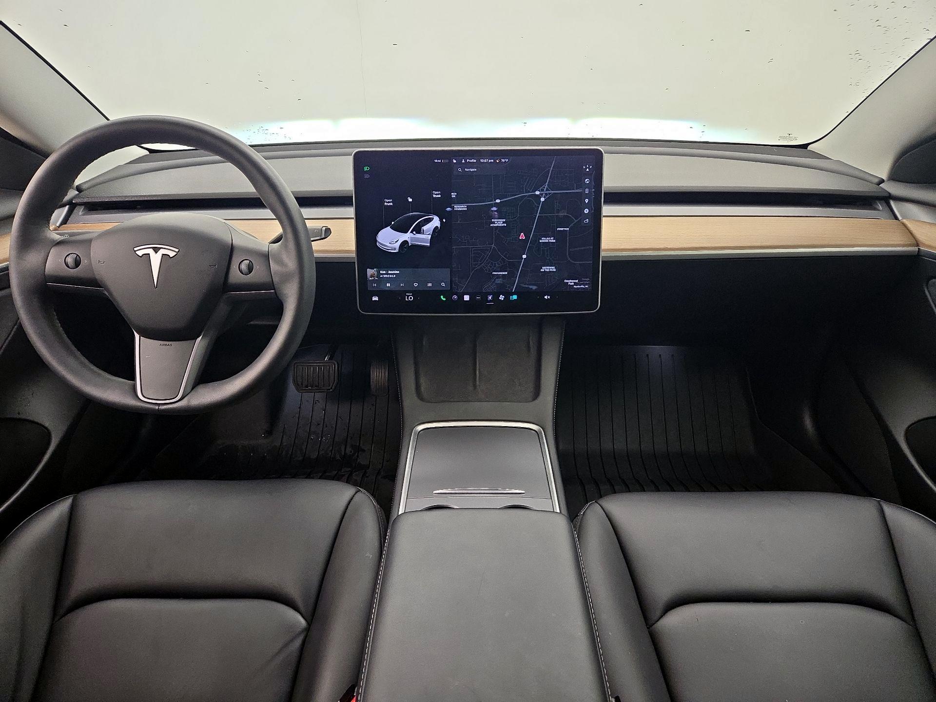 Thumbnail: 2021 Tesla Model 3 - 9