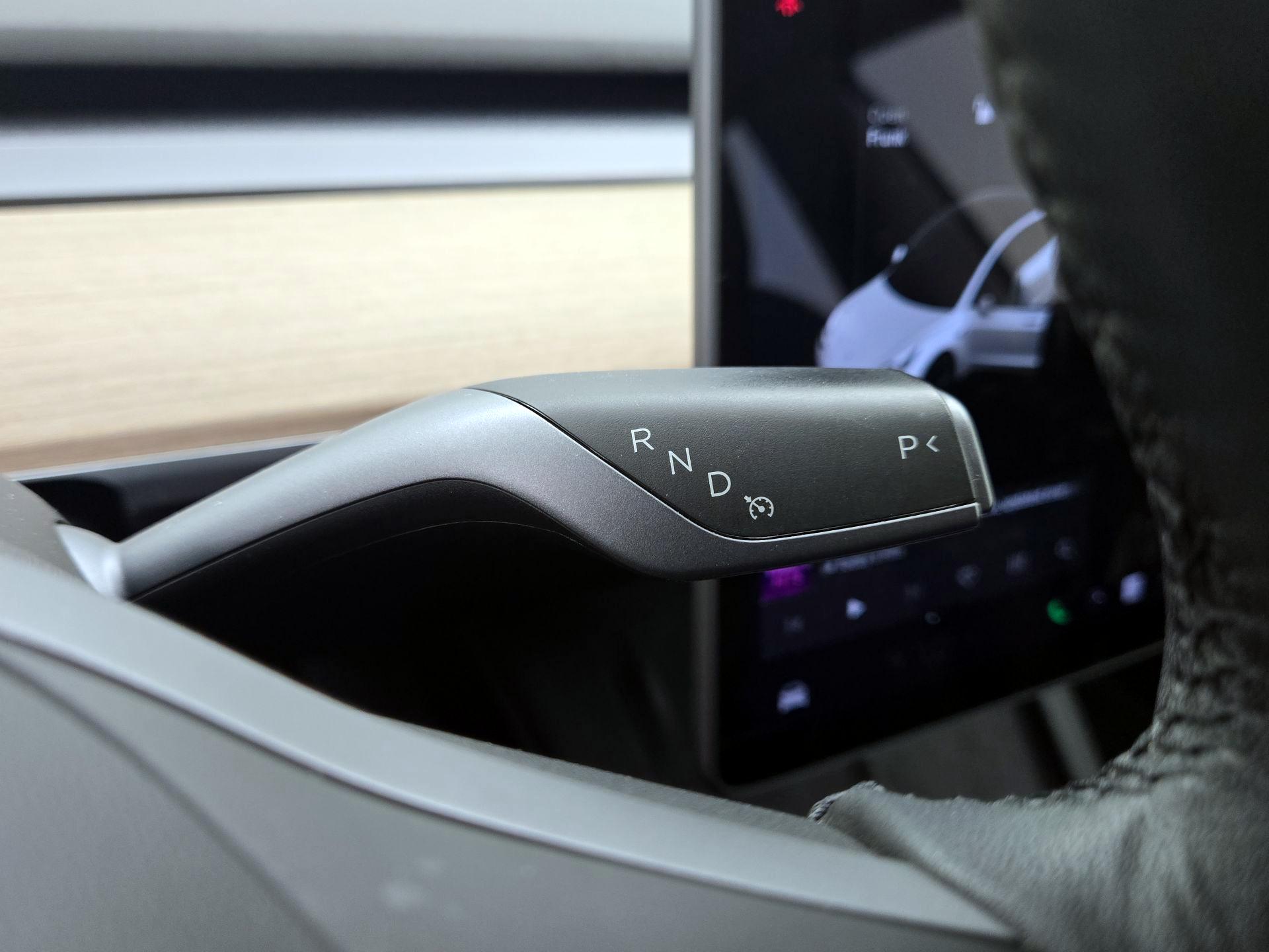 Thumbnail: 2021 Tesla Model 3 - 17