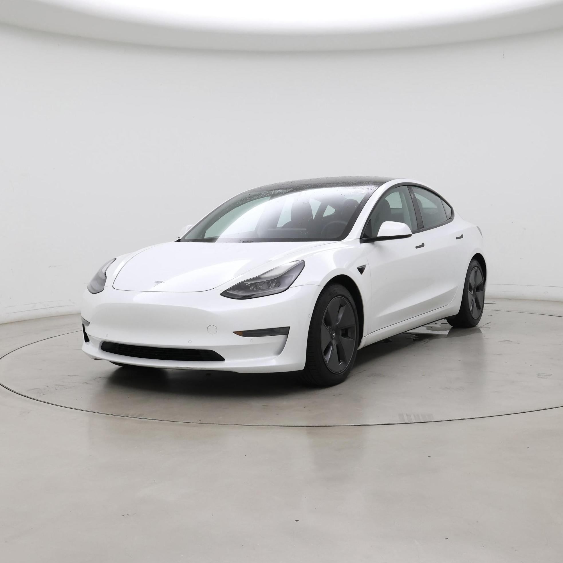 Thumbnail: 2021 Tesla Model 3 - 4