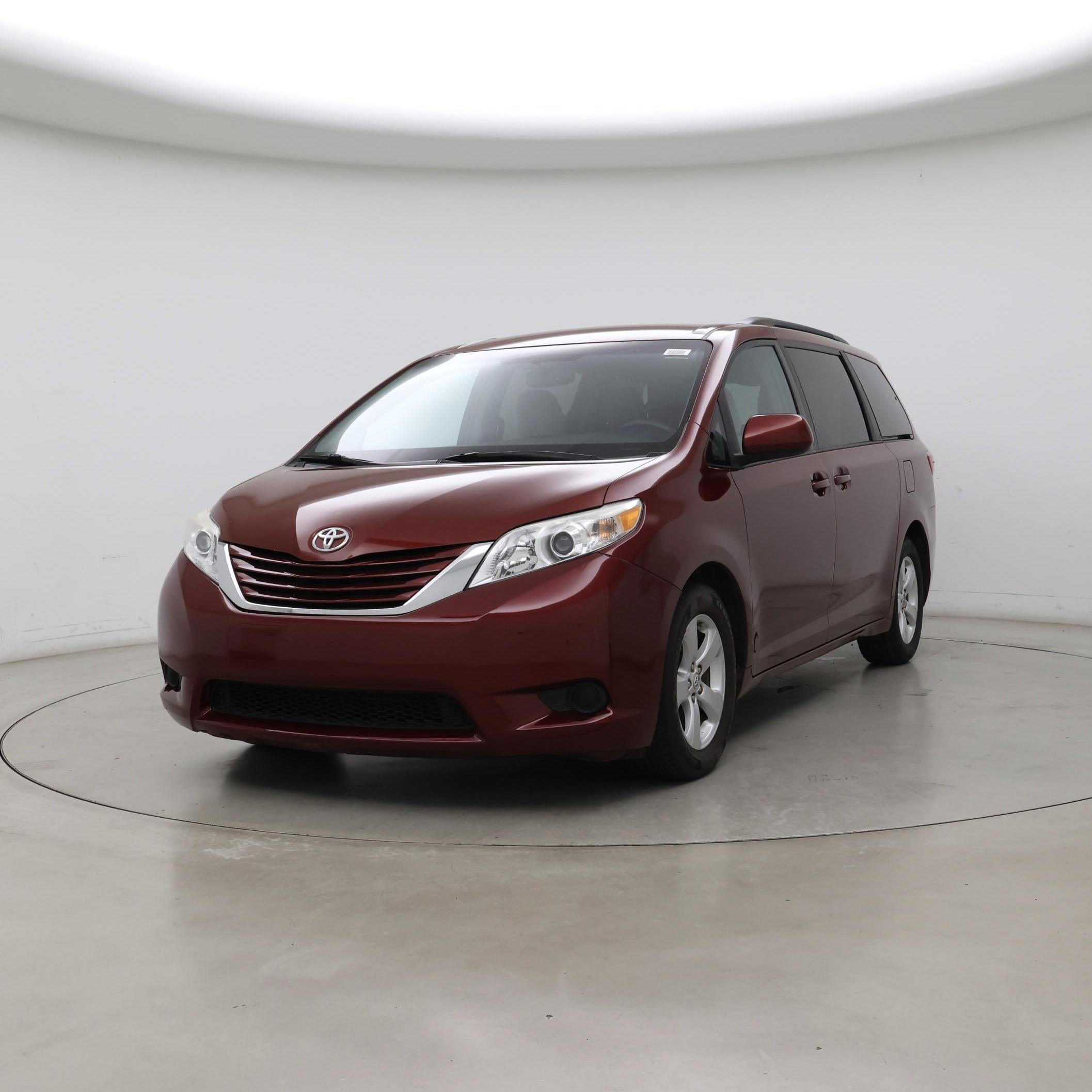 Thumbnail: 2015 Toyota Sienna - 4