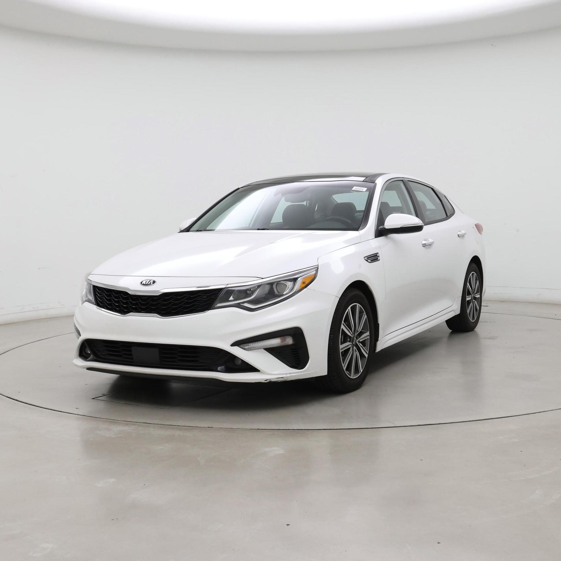 Thumbnail: 2020 Kia Optima - 4
