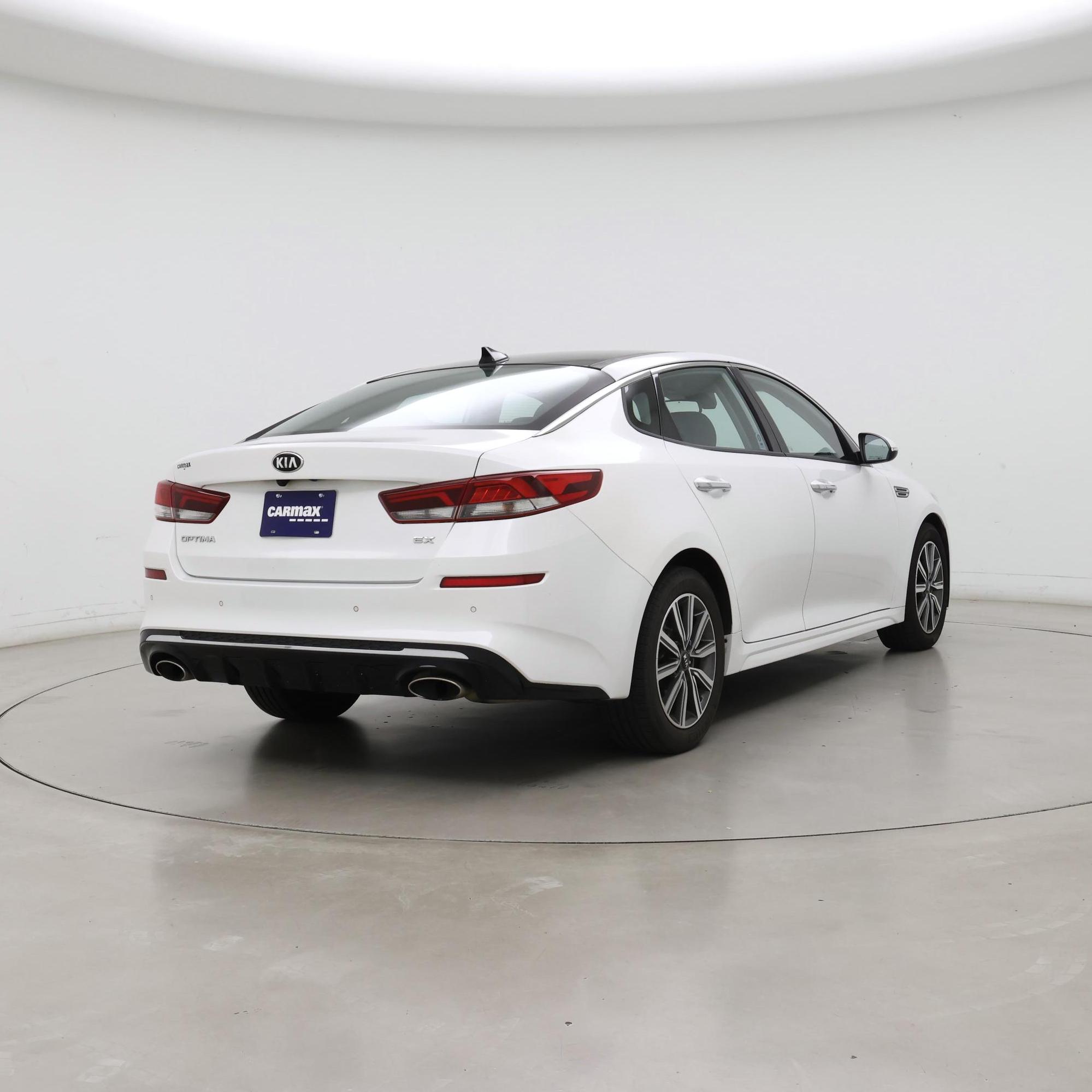 Thumbnail: 2020 Kia Optima - 8