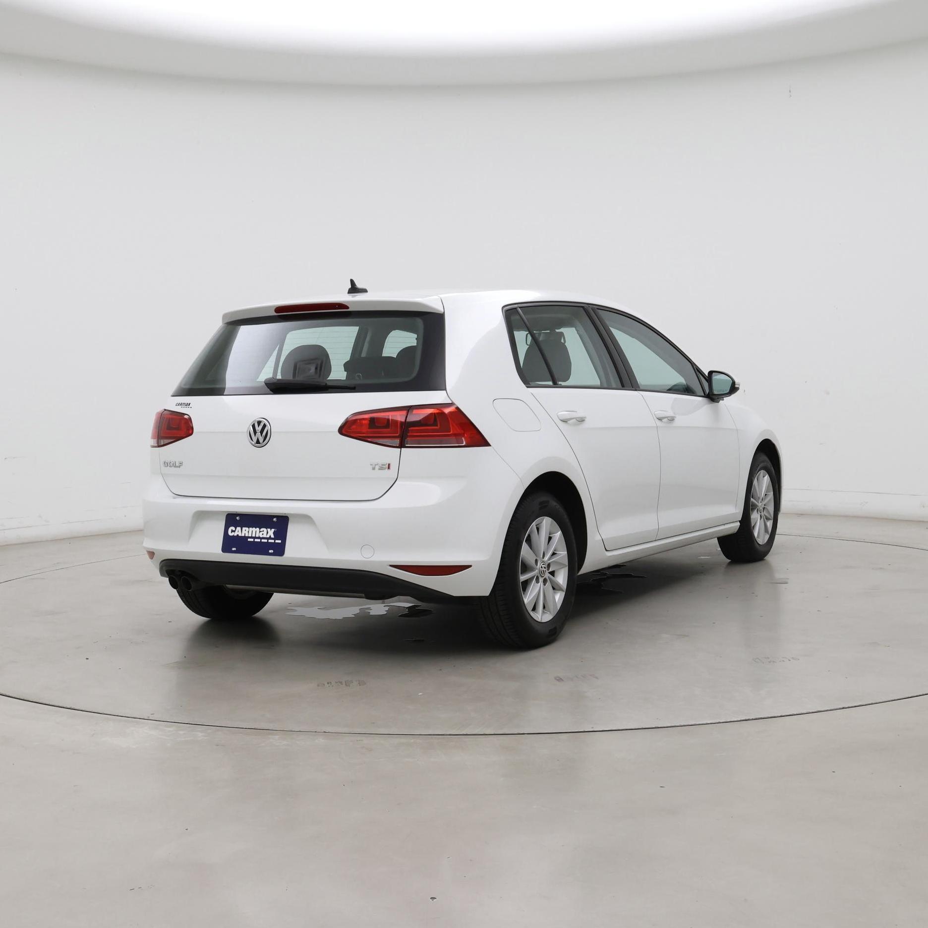 Thumbnail: 2015 Volkswagen Golf - 8