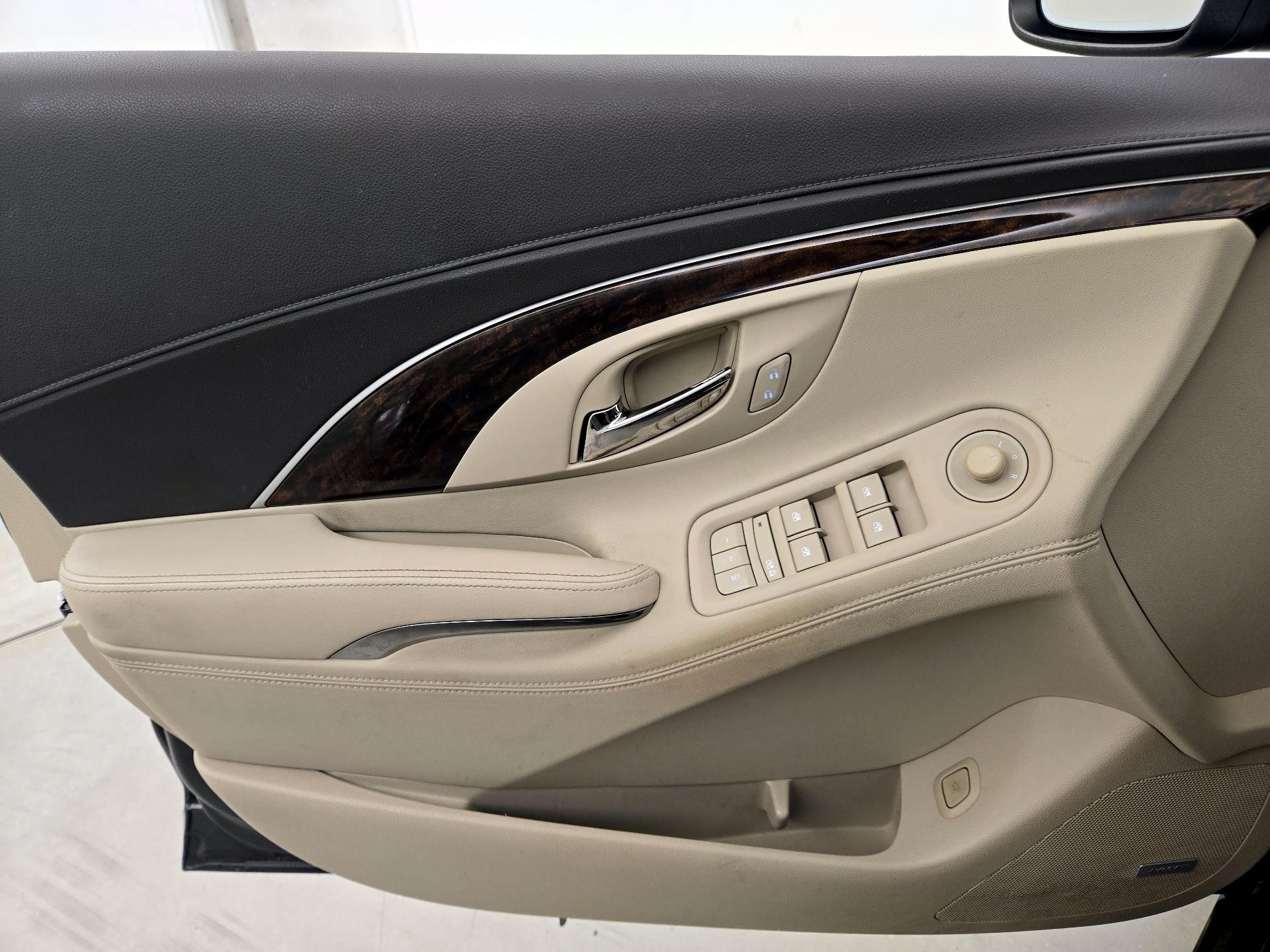 Thumbnail: 2014 Buick LaCrosse - 12