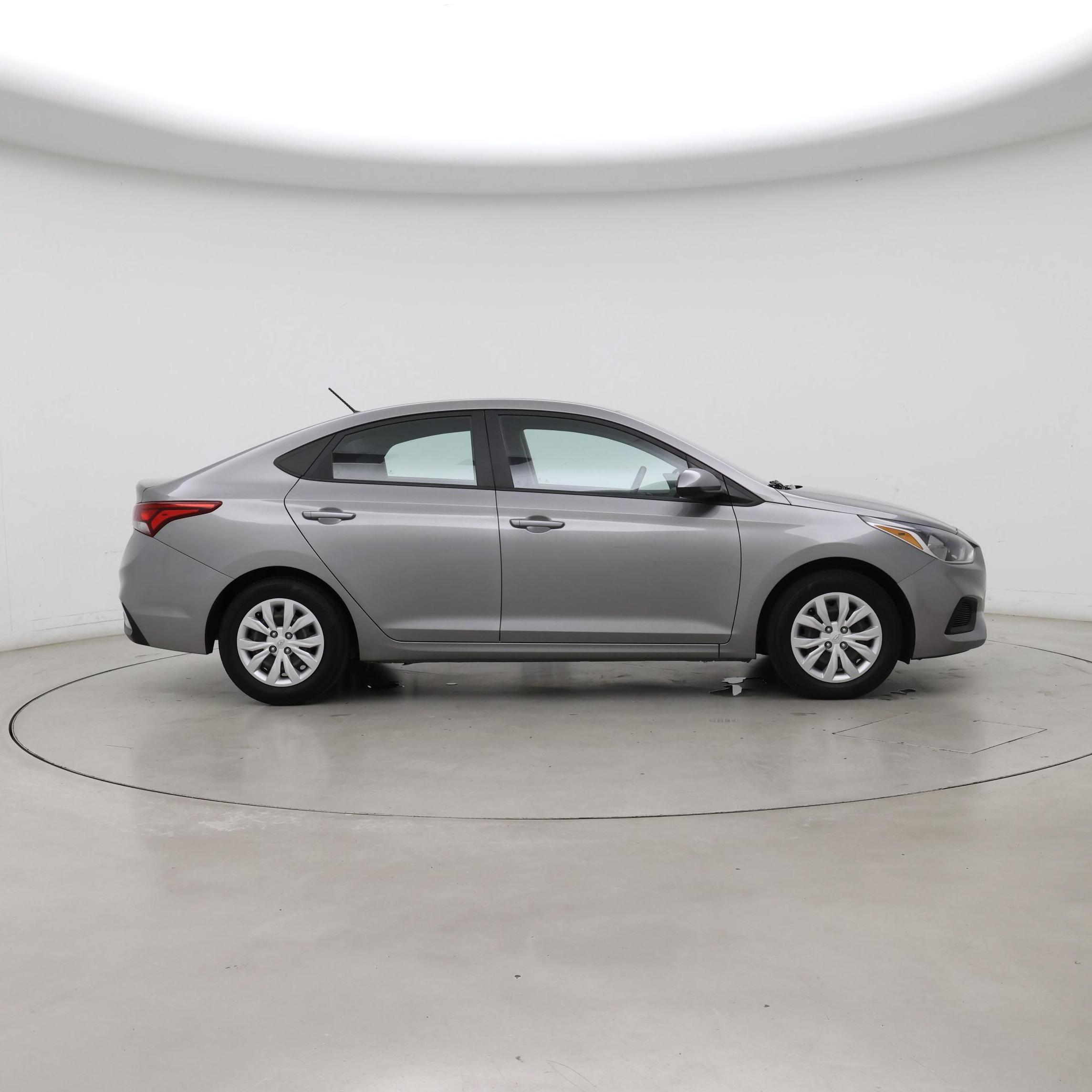 Thumbnail: 2022 Hyundai Accent - 7