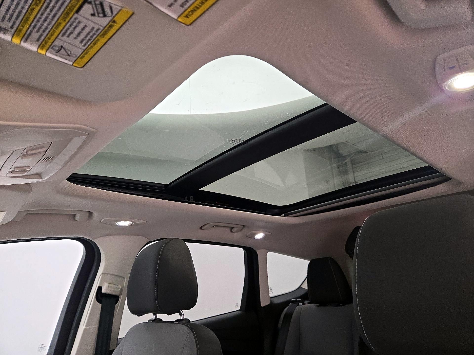 Thumbnail: 2014 Ford Escape - 19