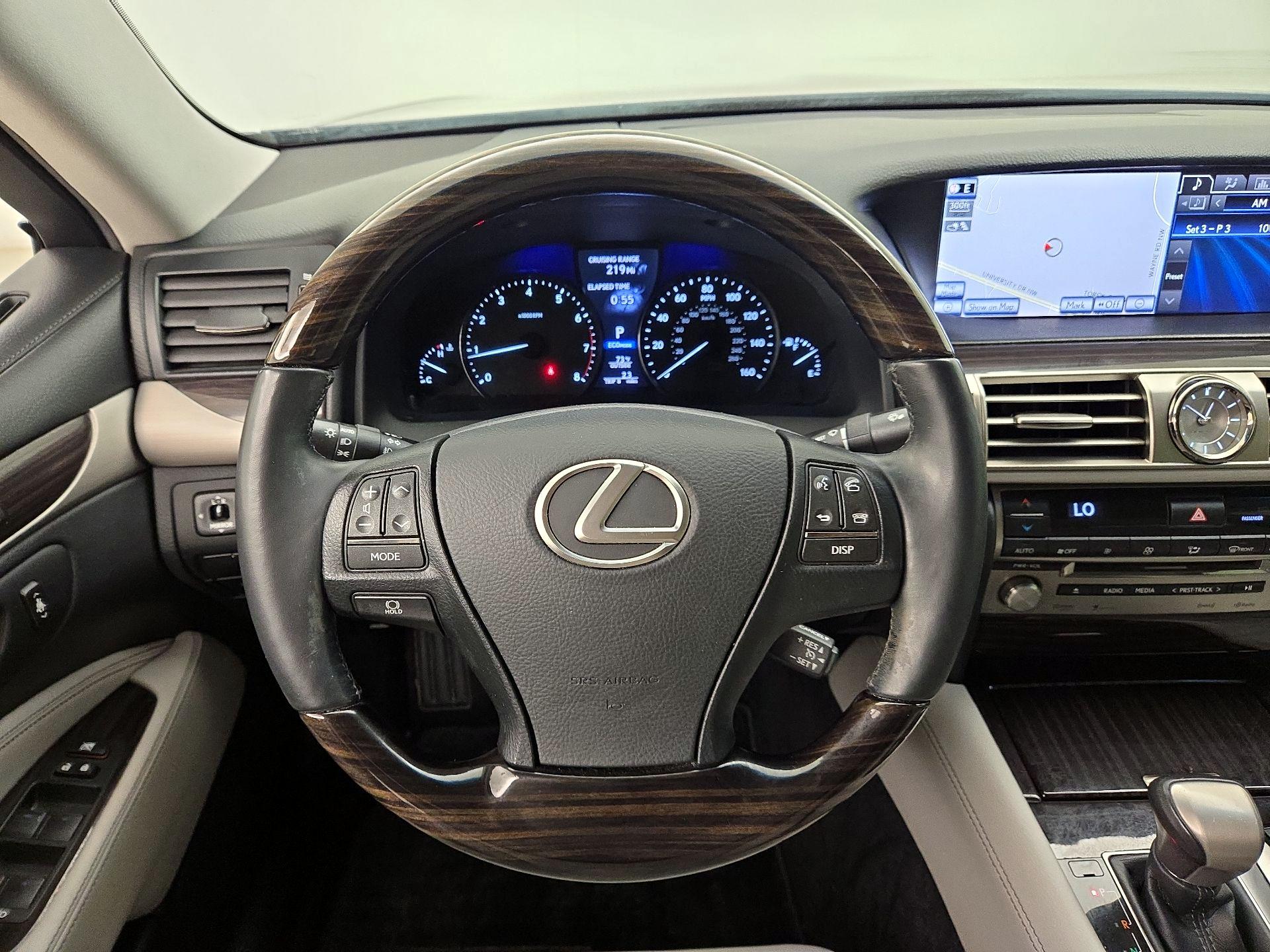 Thumbnail: 2014 Lexus LS - 10