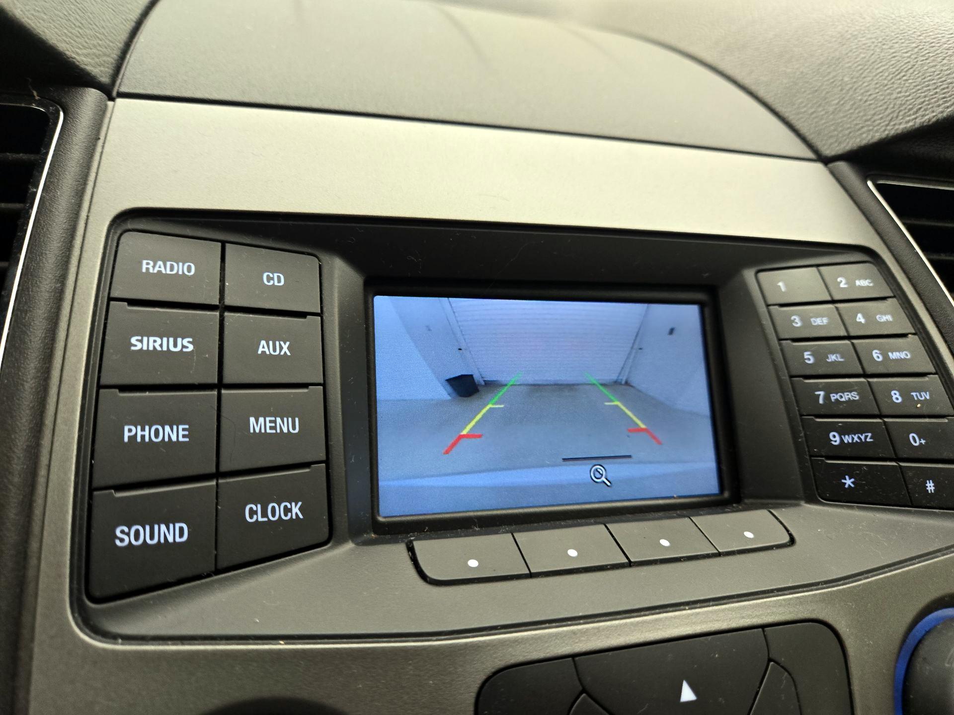 Thumbnail: 2015 Ford Taurus - 14