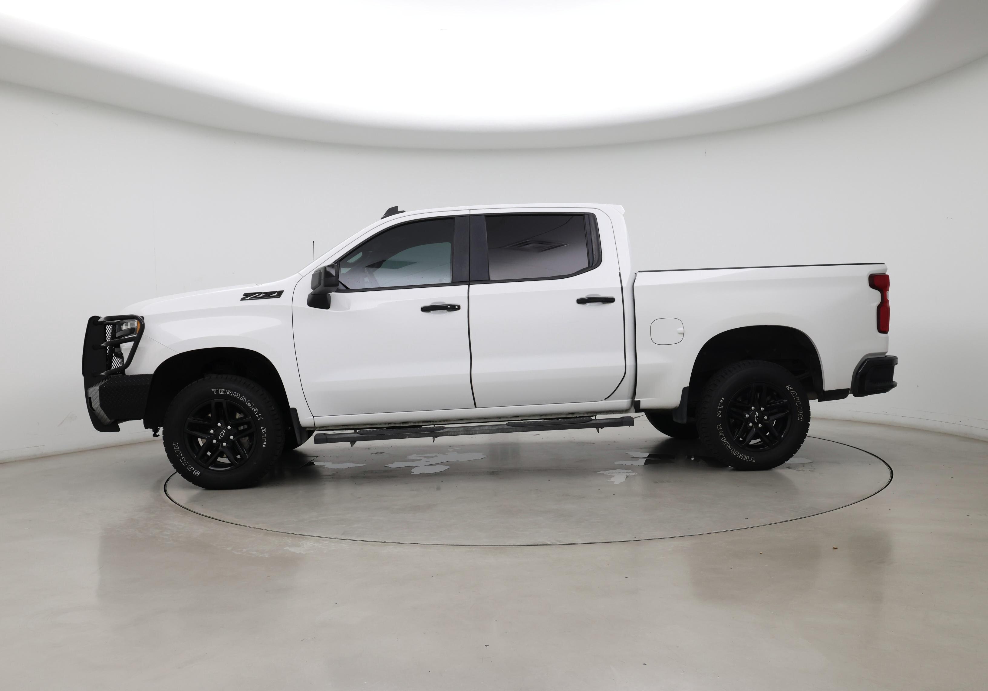 Thumbnail: 2021 Chevrolet Silverado 1500 - 3