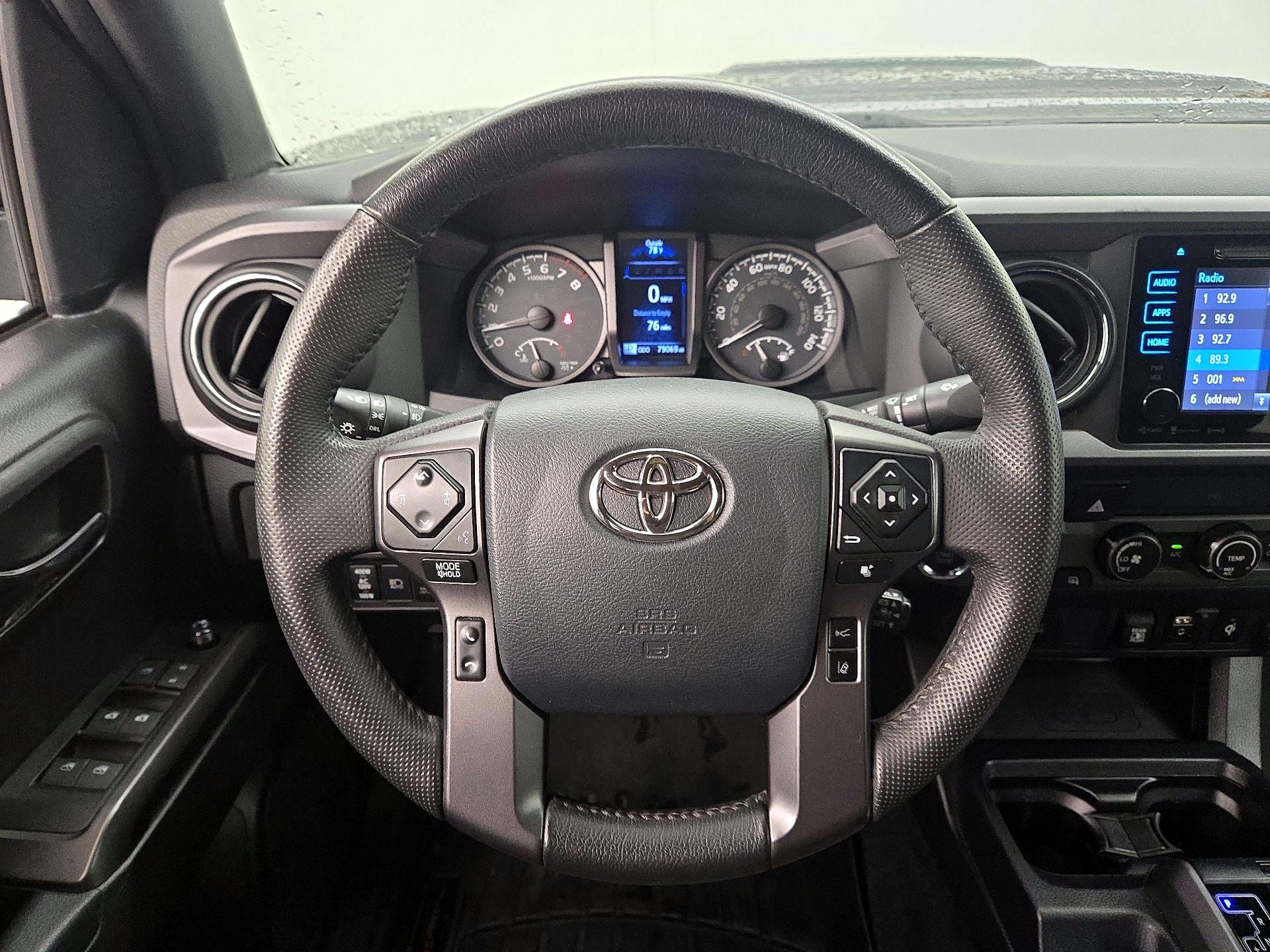 Thumbnail: 2019 Toyota Tacoma - 10