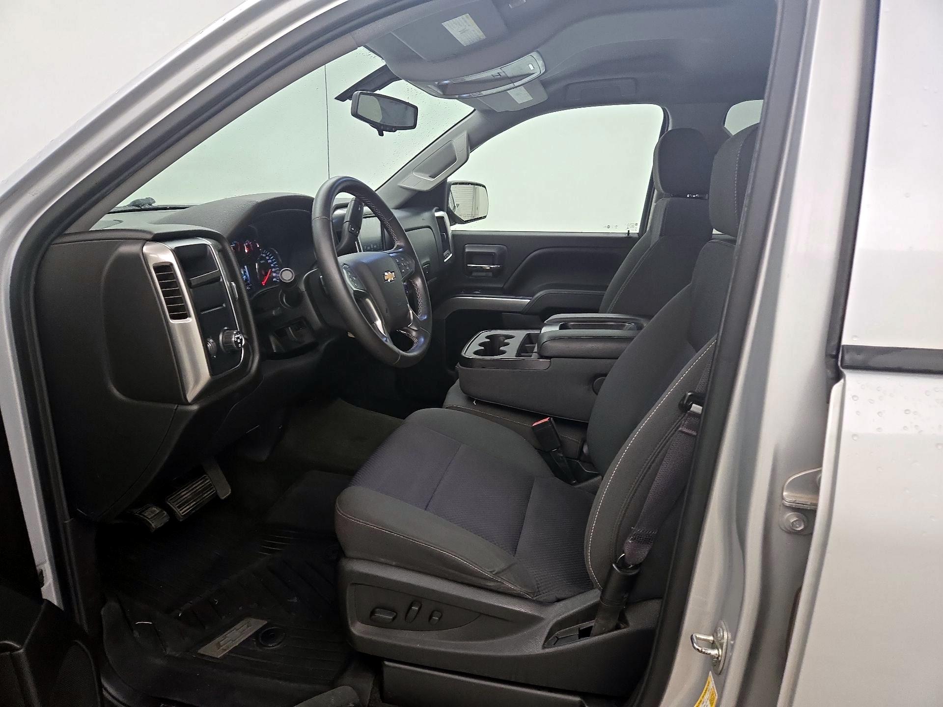 Thumbnail: 2017 Chevrolet Silverado 1500 - 11