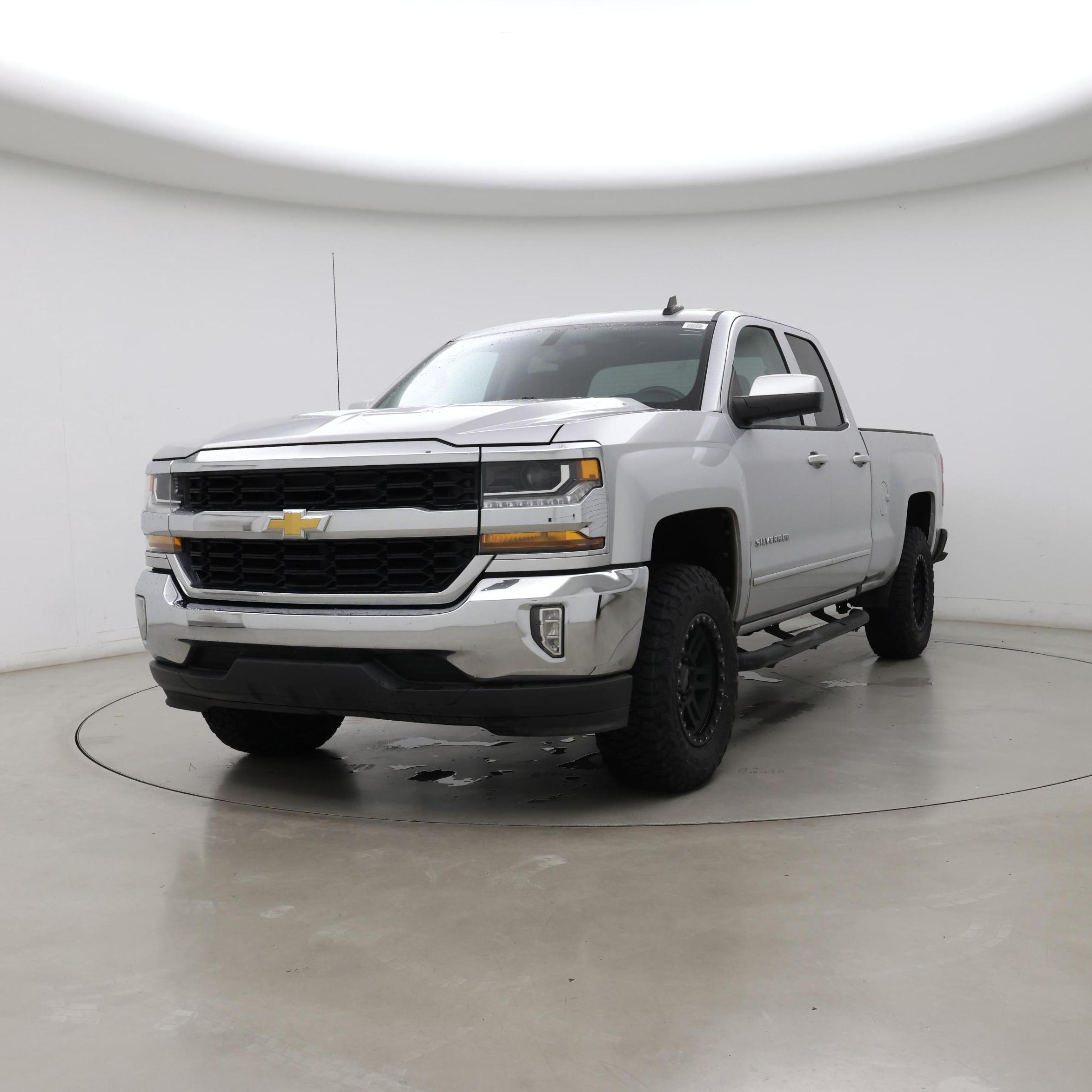 Thumbnail: 2017 Chevrolet Silverado 1500 - 4