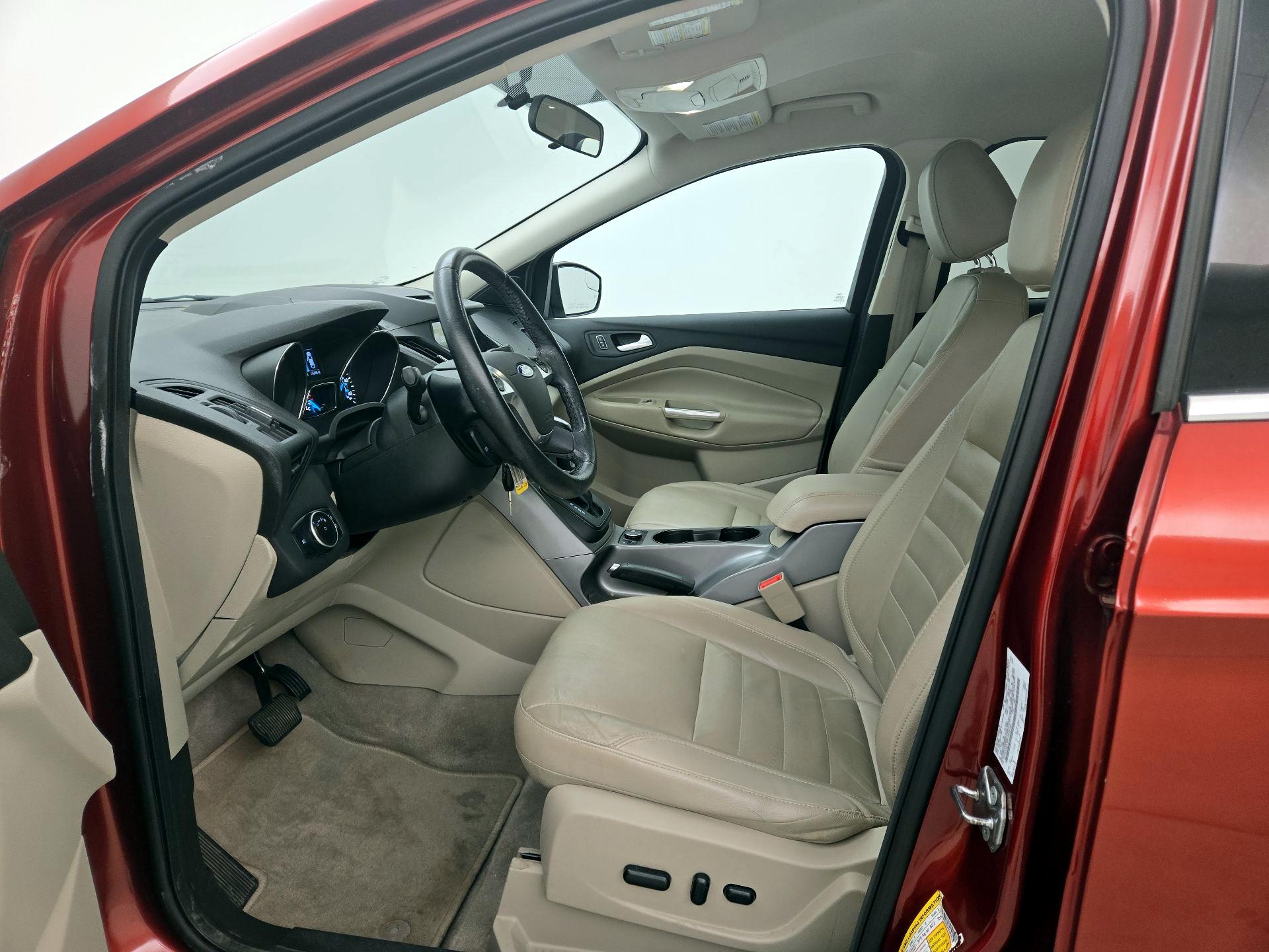 Thumbnail: 2015 Ford Escape - 11