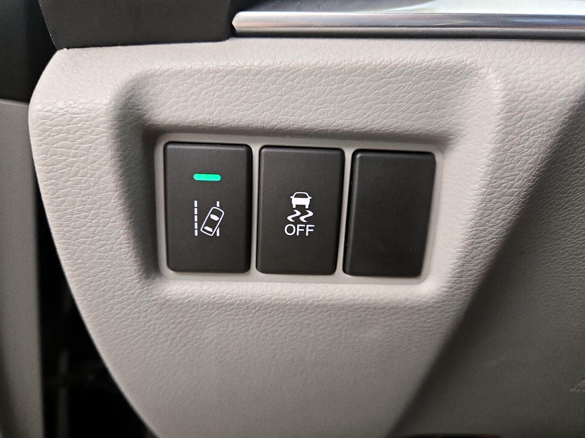 Thumbnail: 2016 Acura MDX - 13
