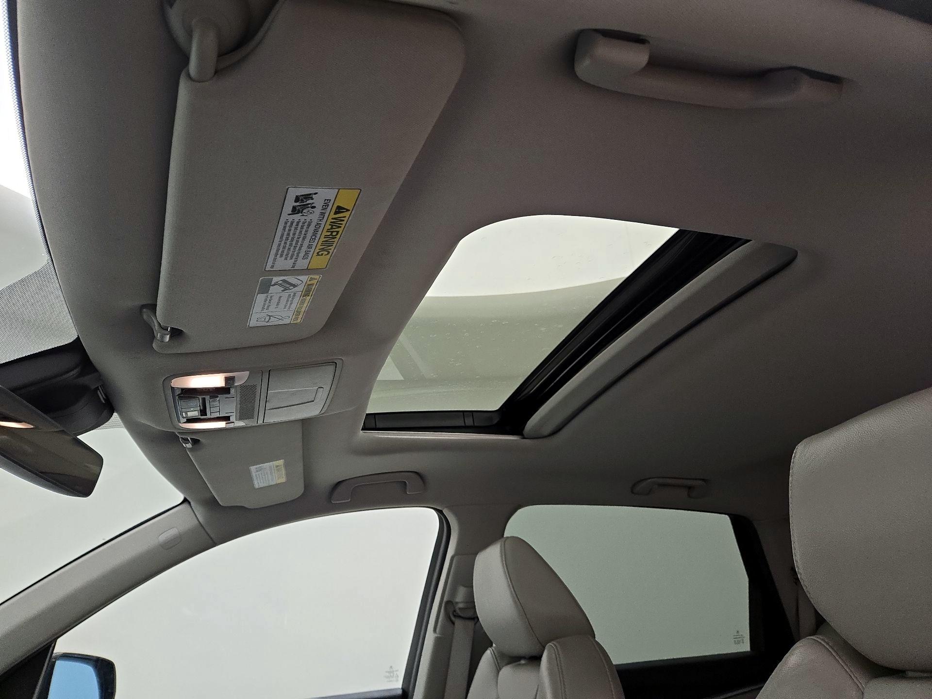 Thumbnail: 2016 Acura MDX - 18