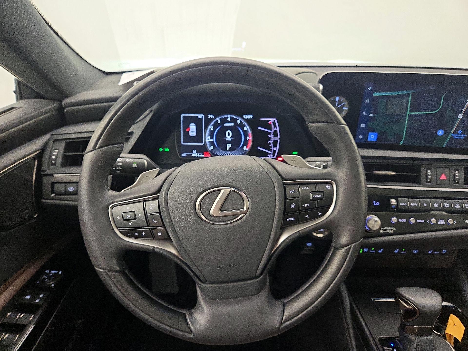 Thumbnail: 2024 Lexus ES - 10