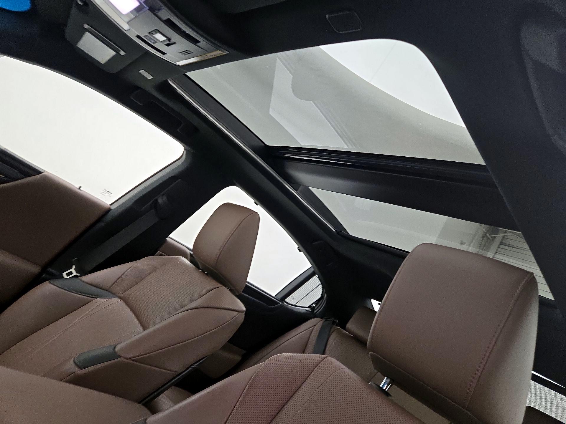 Thumbnail: 2024 Lexus ES - 20