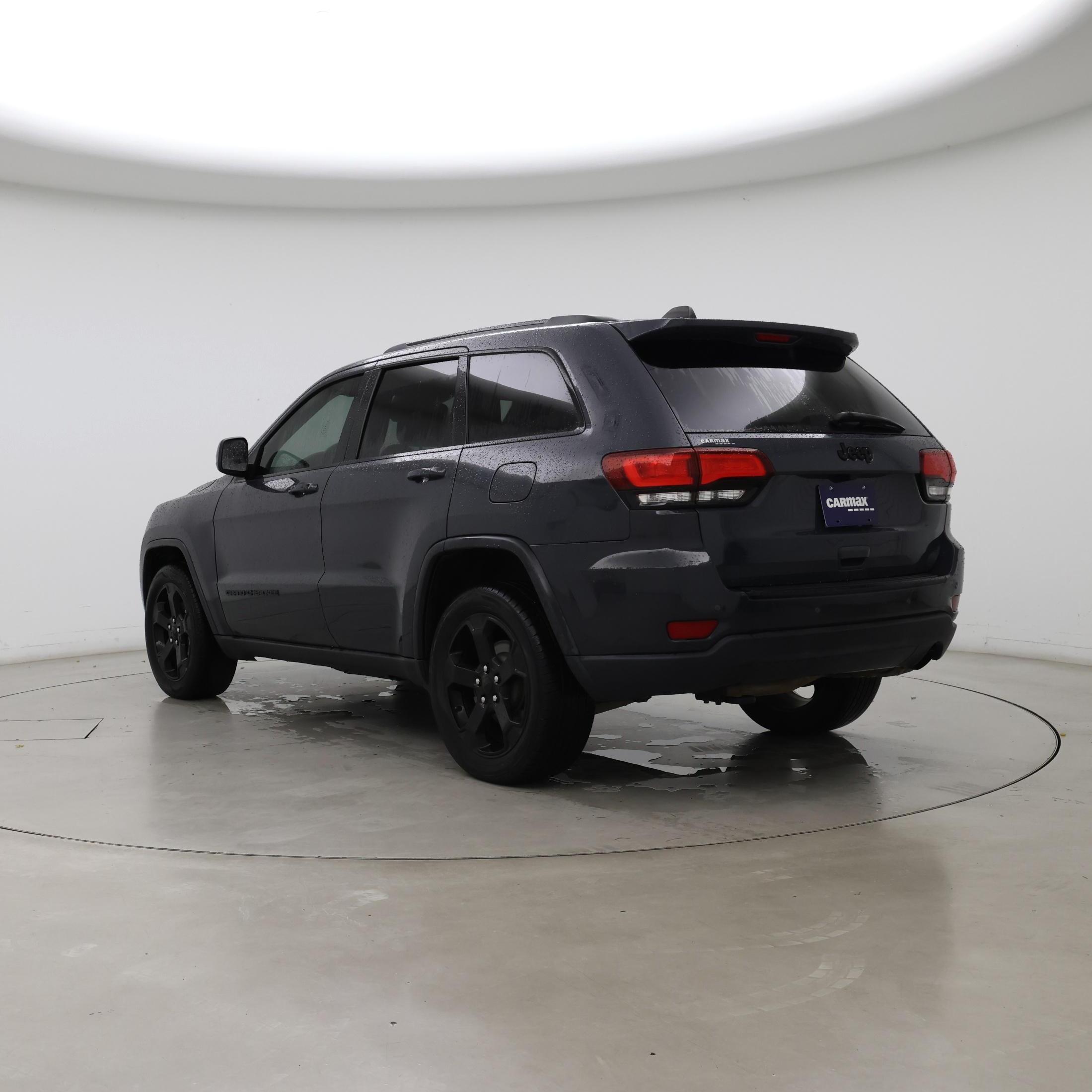 Thumbnail: 2018 Jeep Grand Cherokee - 2