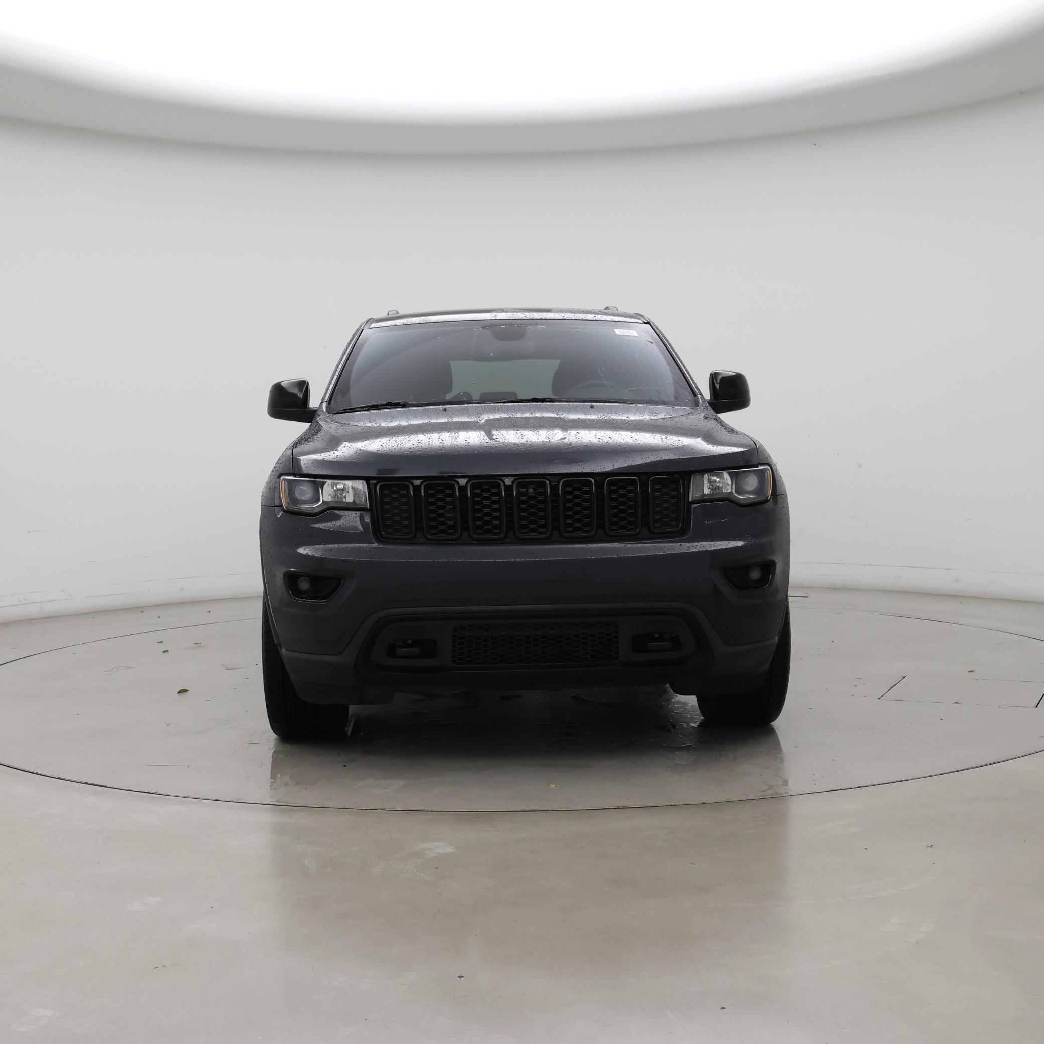 Thumbnail: 2018 Jeep Grand Cherokee - 5