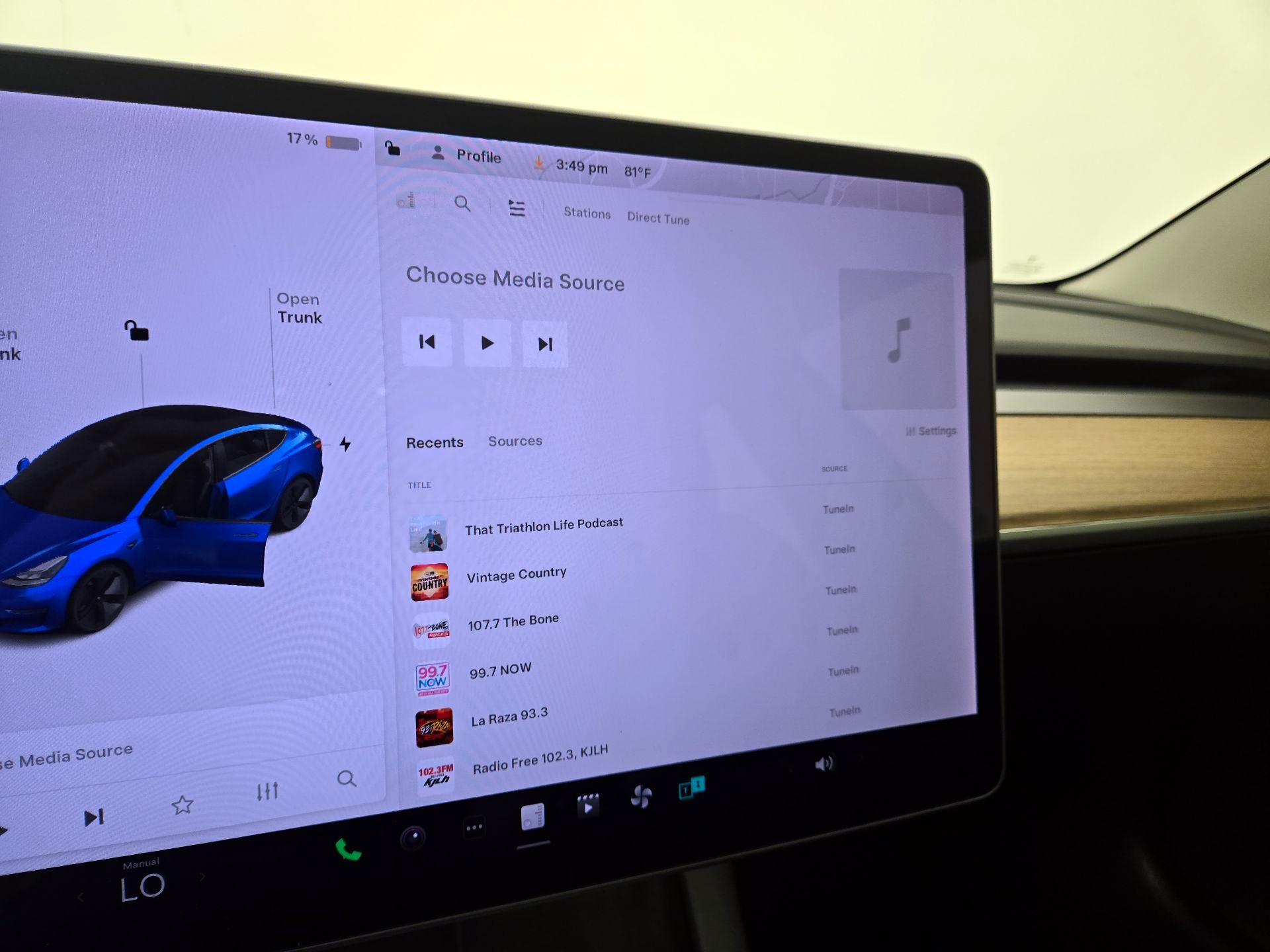 Thumbnail: 2021 Tesla Model 3 - 15