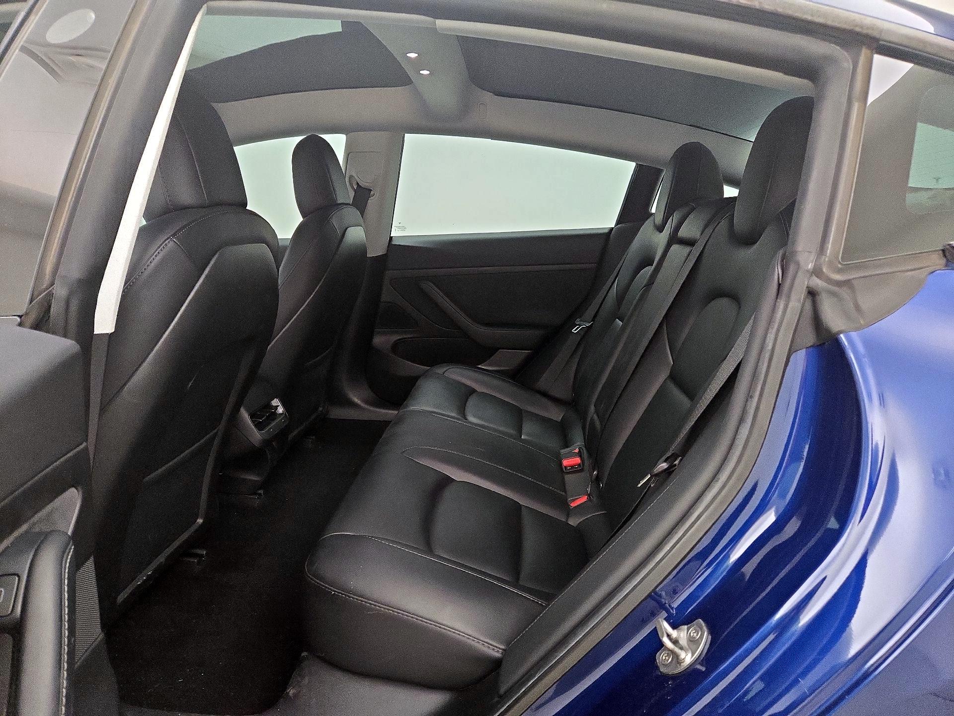 Thumbnail: 2021 Tesla Model 3 - 18