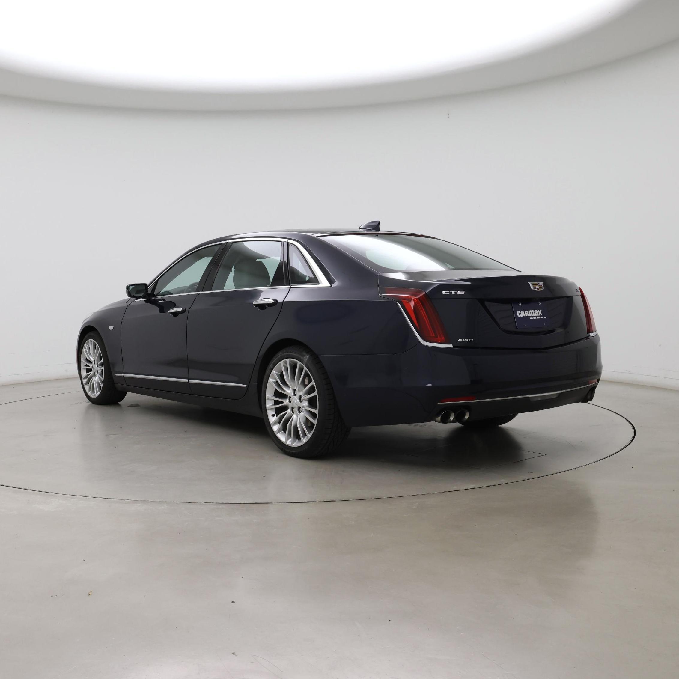 Thumbnail: 2017 Cadillac CT6 - 2