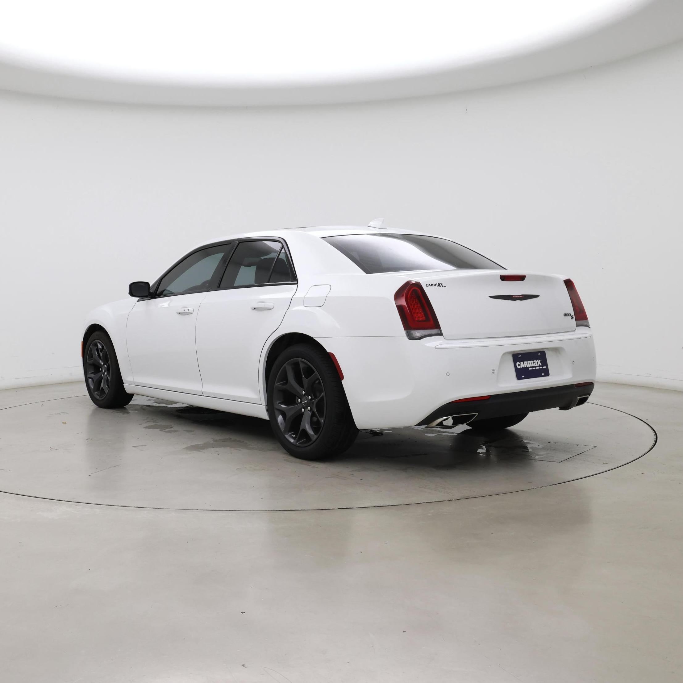 Thumbnail: 2022 Chrysler 300 - 2