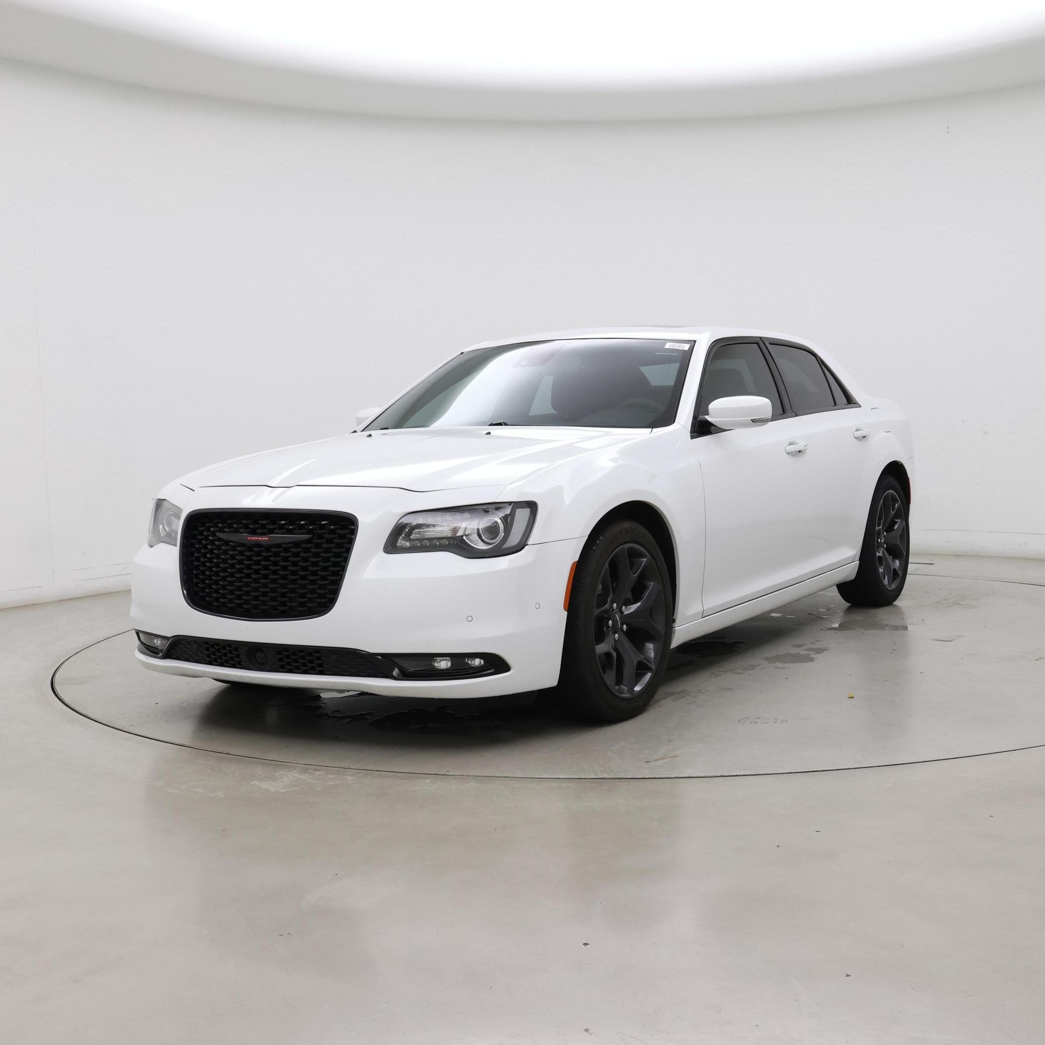 Thumbnail: 2022 Chrysler 300 - 4