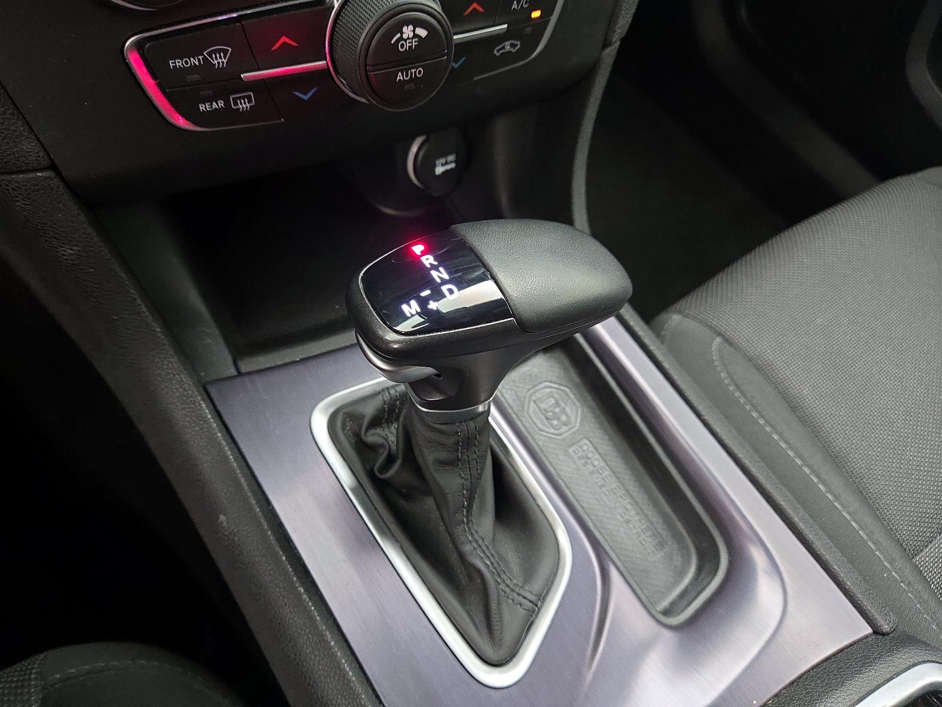 Thumbnail: 2018 Dodge Charger - 17