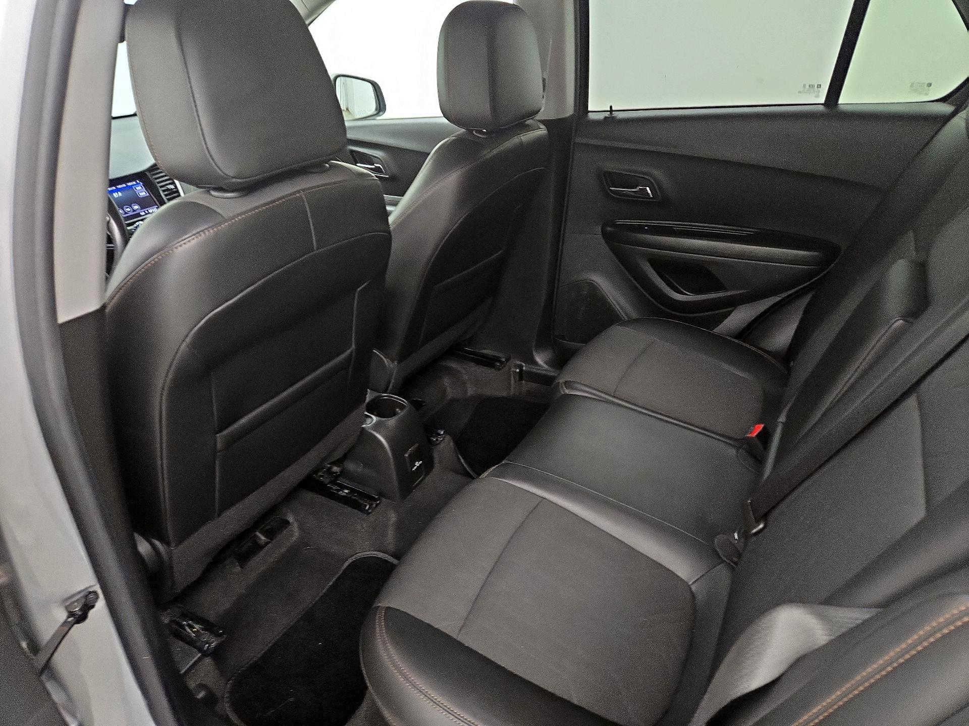 Thumbnail: 2022 Chevrolet Trax - 19