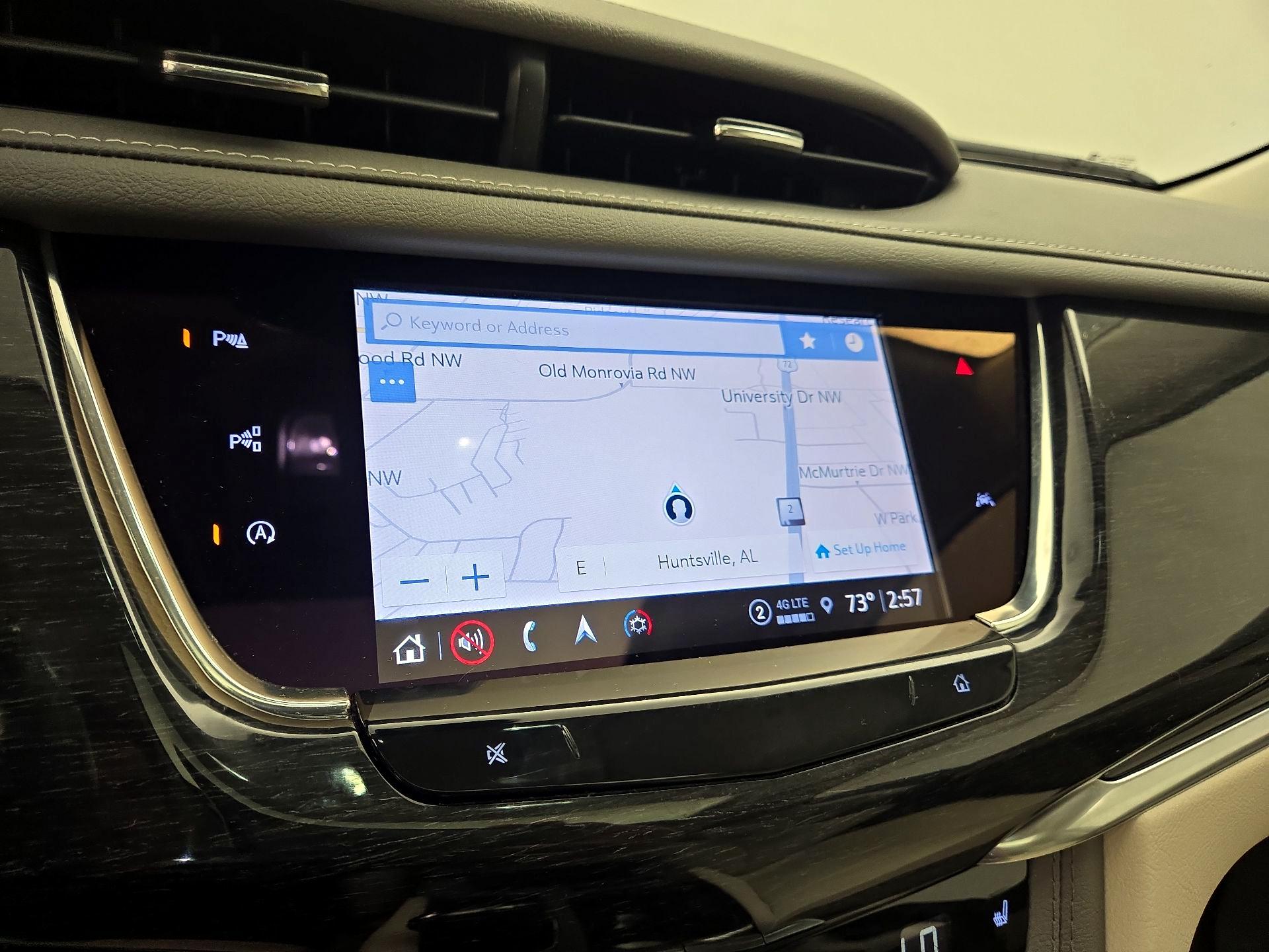 Thumbnail: 2023 Cadillac XT6 - 14