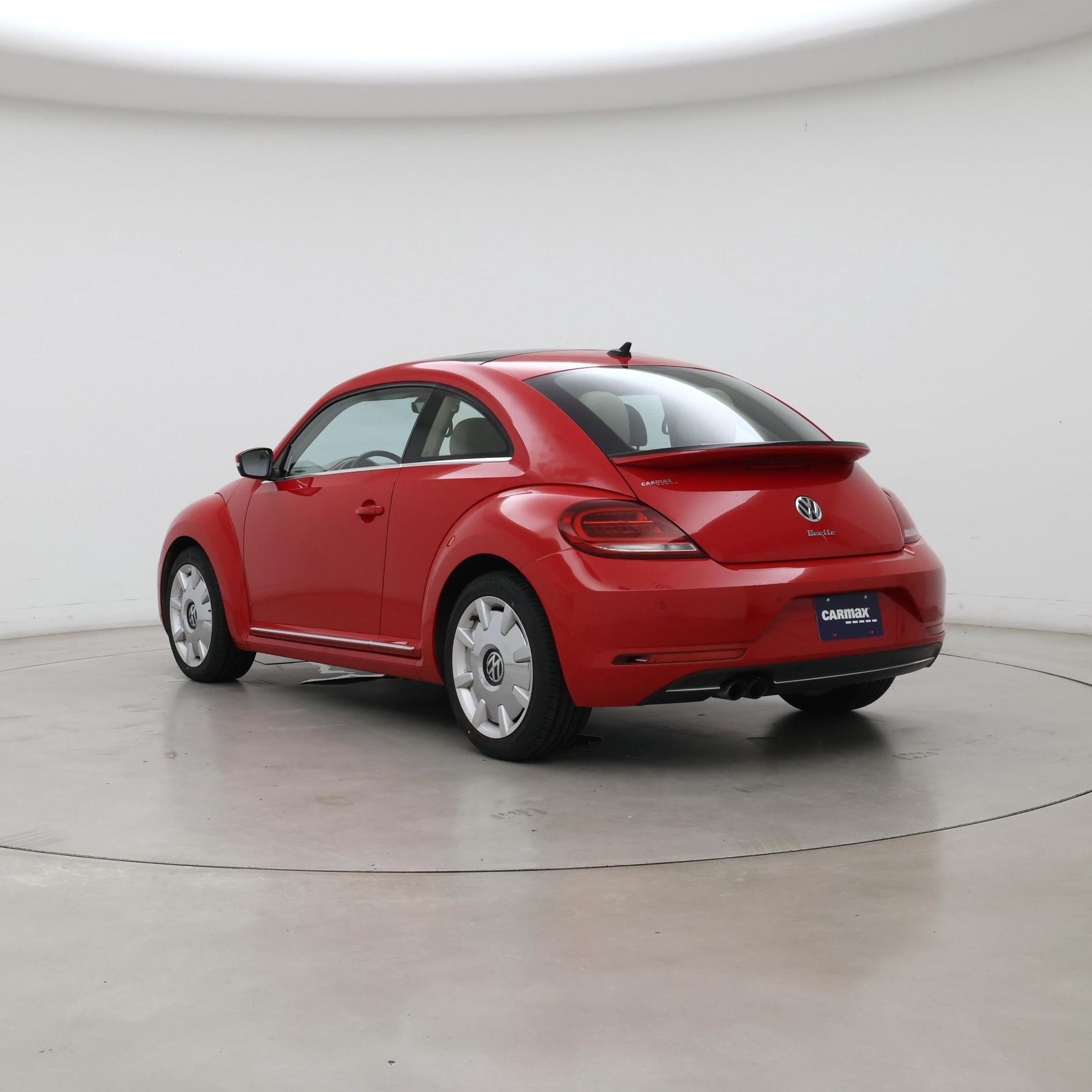 Thumbnail: 2019 Volkswagen Beetle - 2