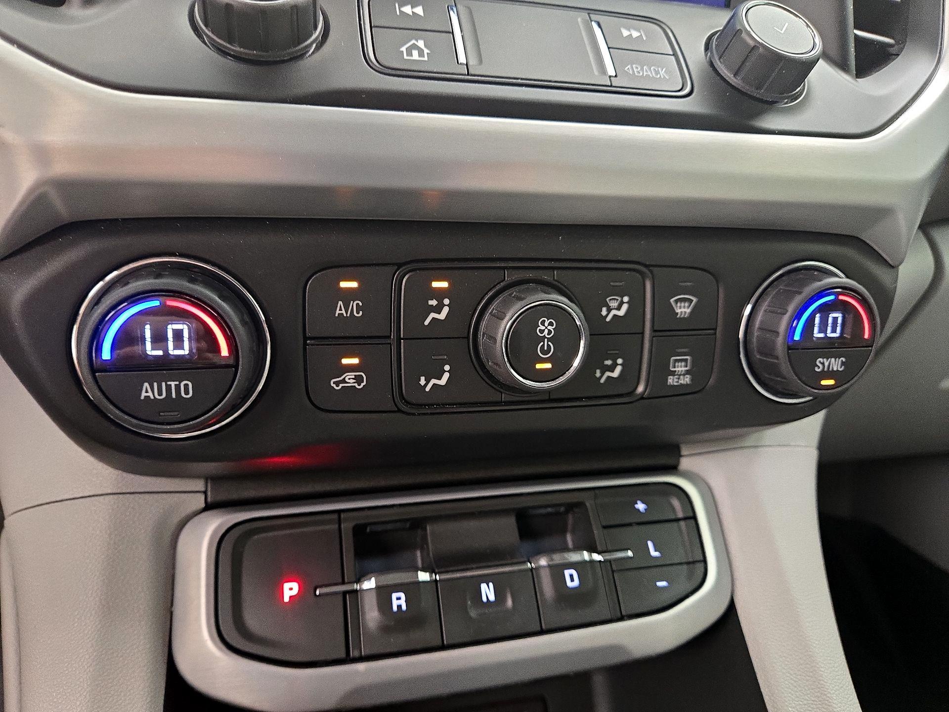 Thumbnail: 2021 GMC Acadia - 17