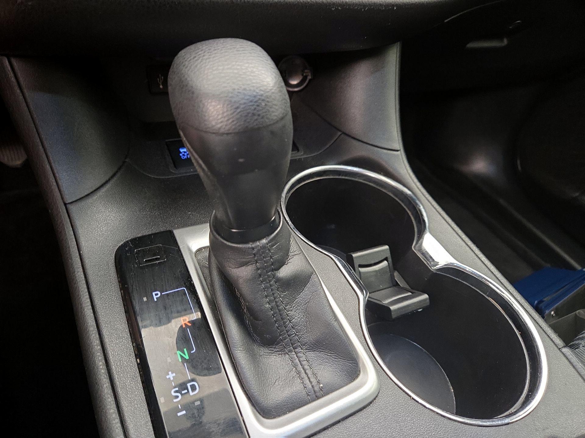 Thumbnail: 2015 Toyota Highlander - 17
