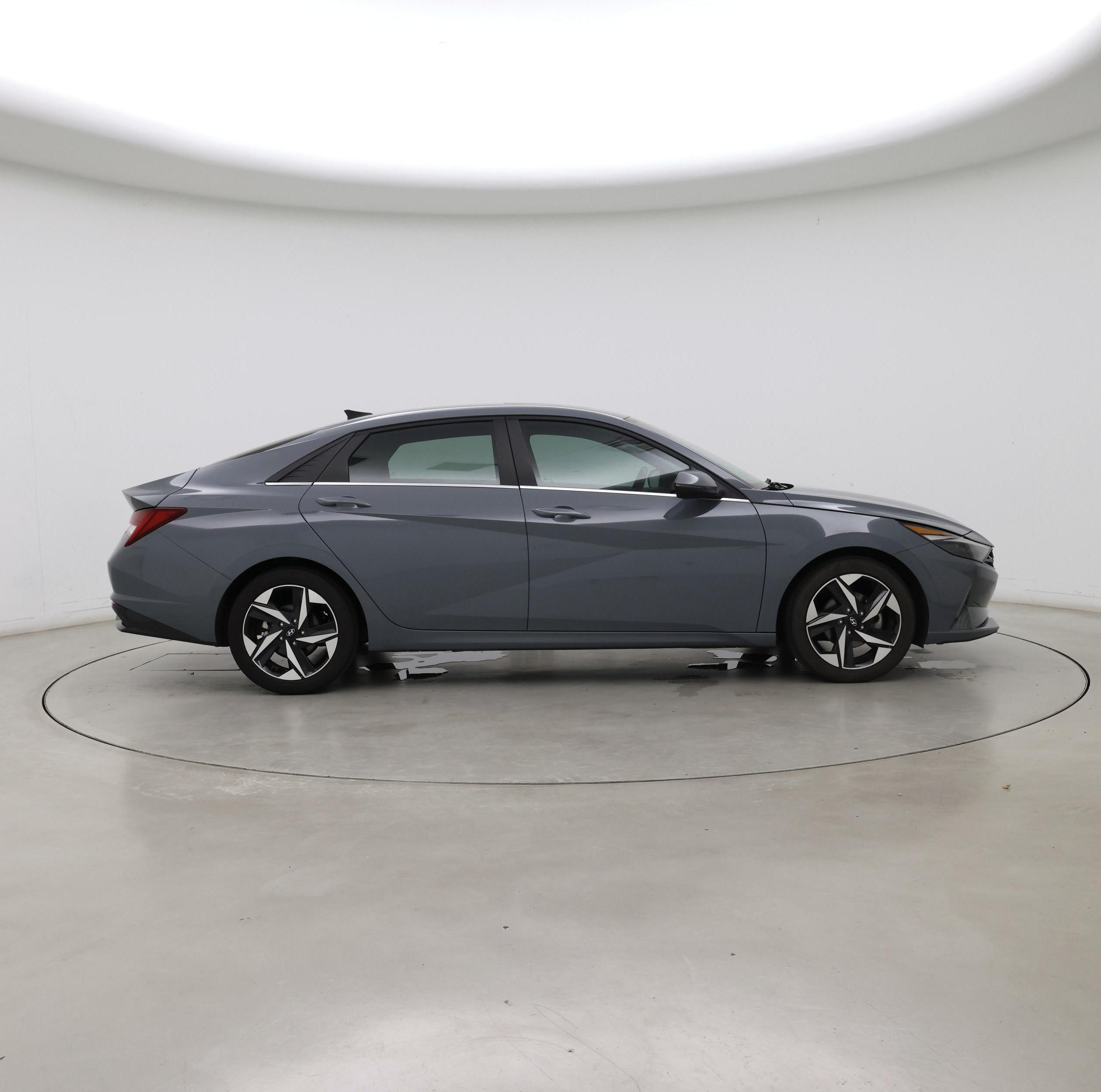 Thumbnail: 2023 Hyundai Elantra - 7