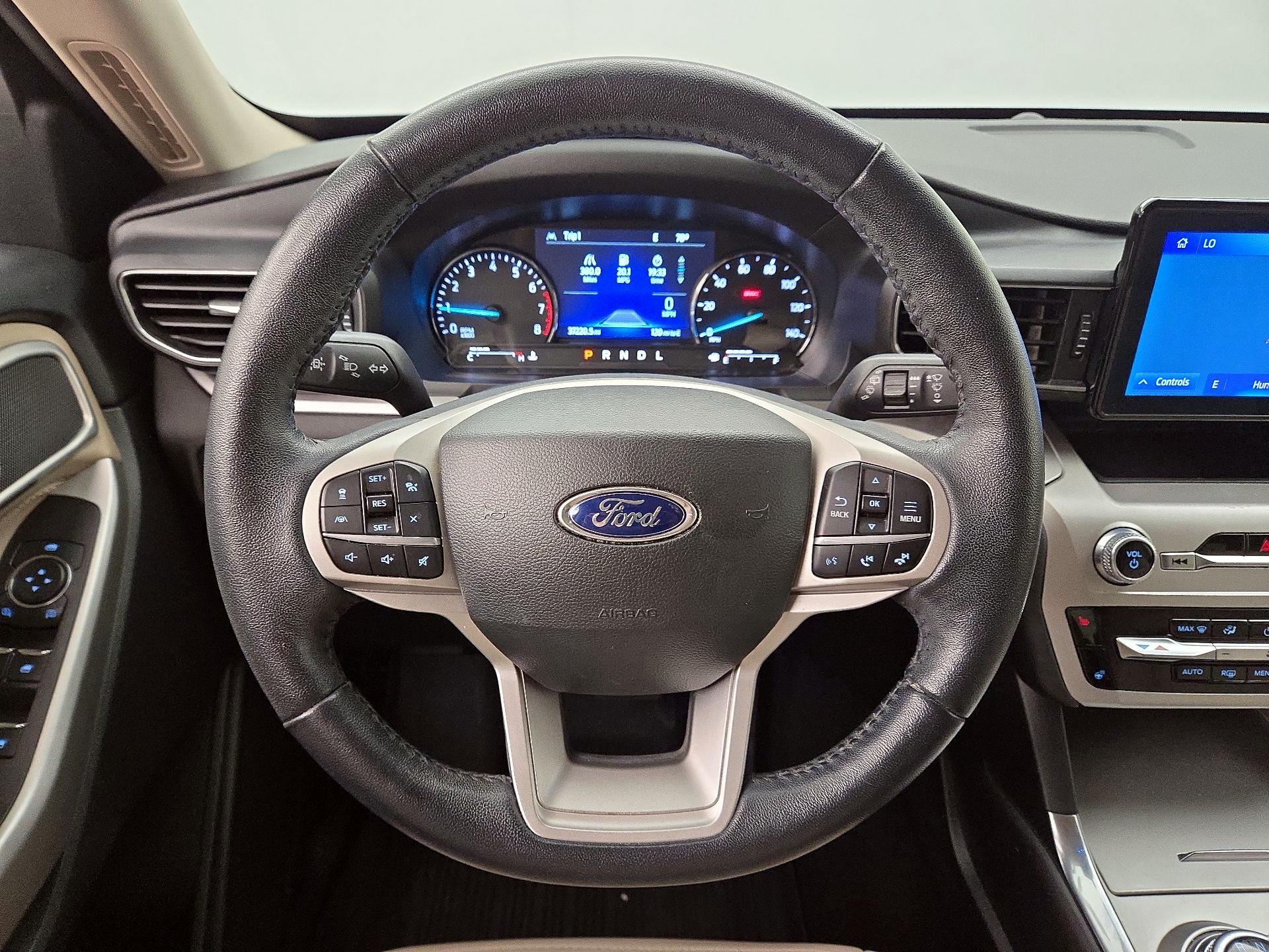 Thumbnail: 2022 Ford Explorer - 10