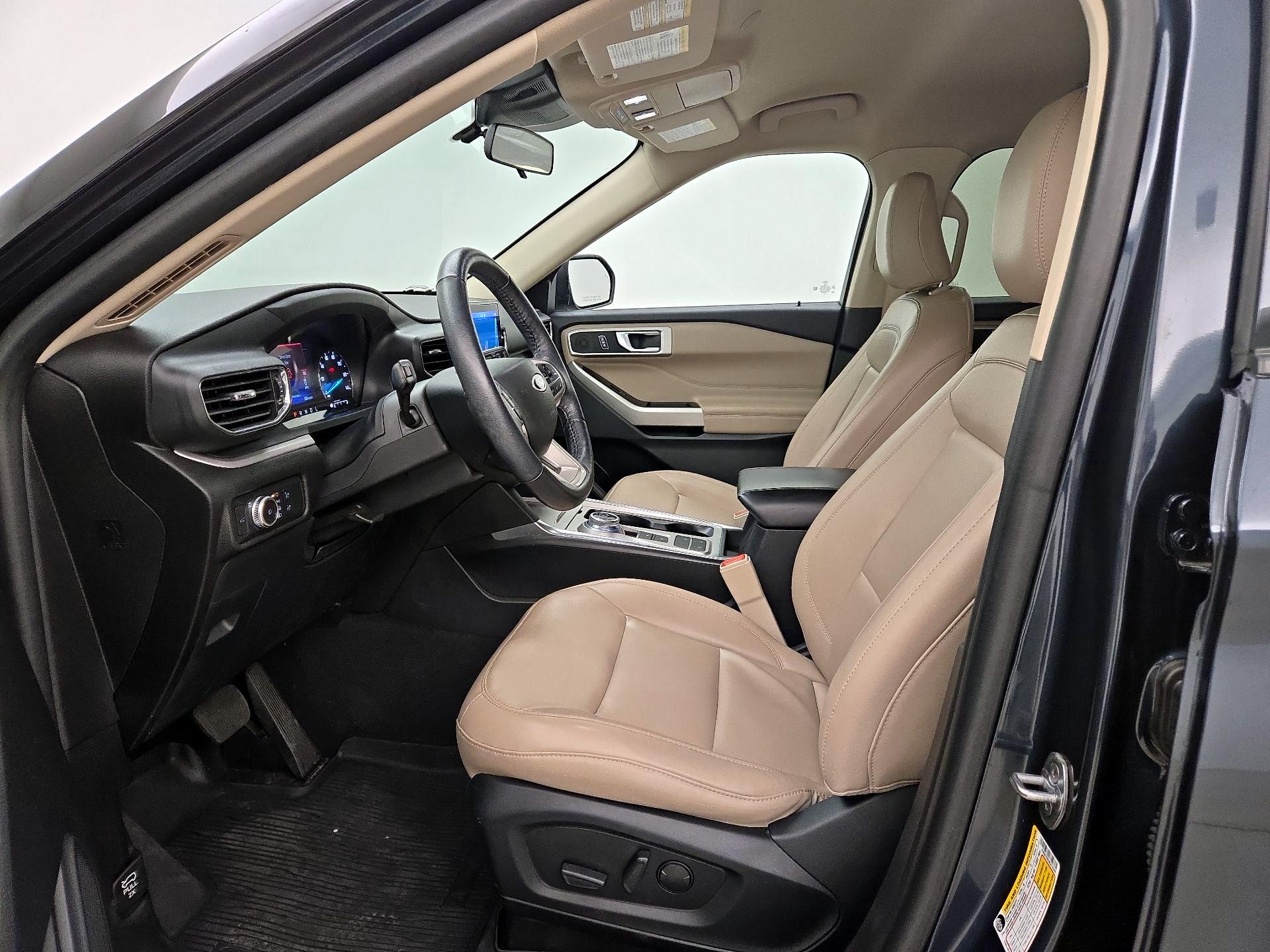 Thumbnail: 2022 Ford Explorer - 11