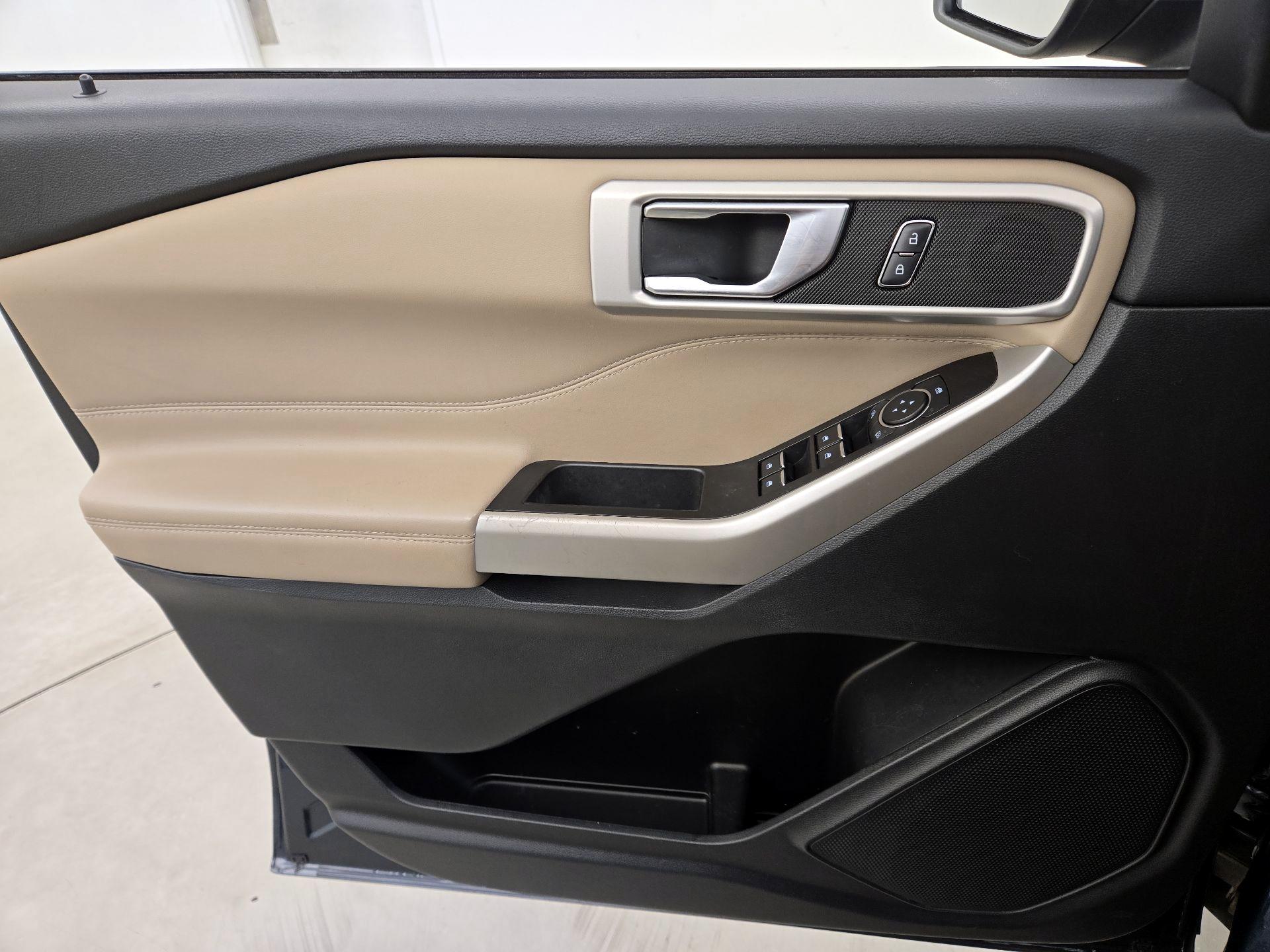 Thumbnail: 2022 Ford Explorer - 12