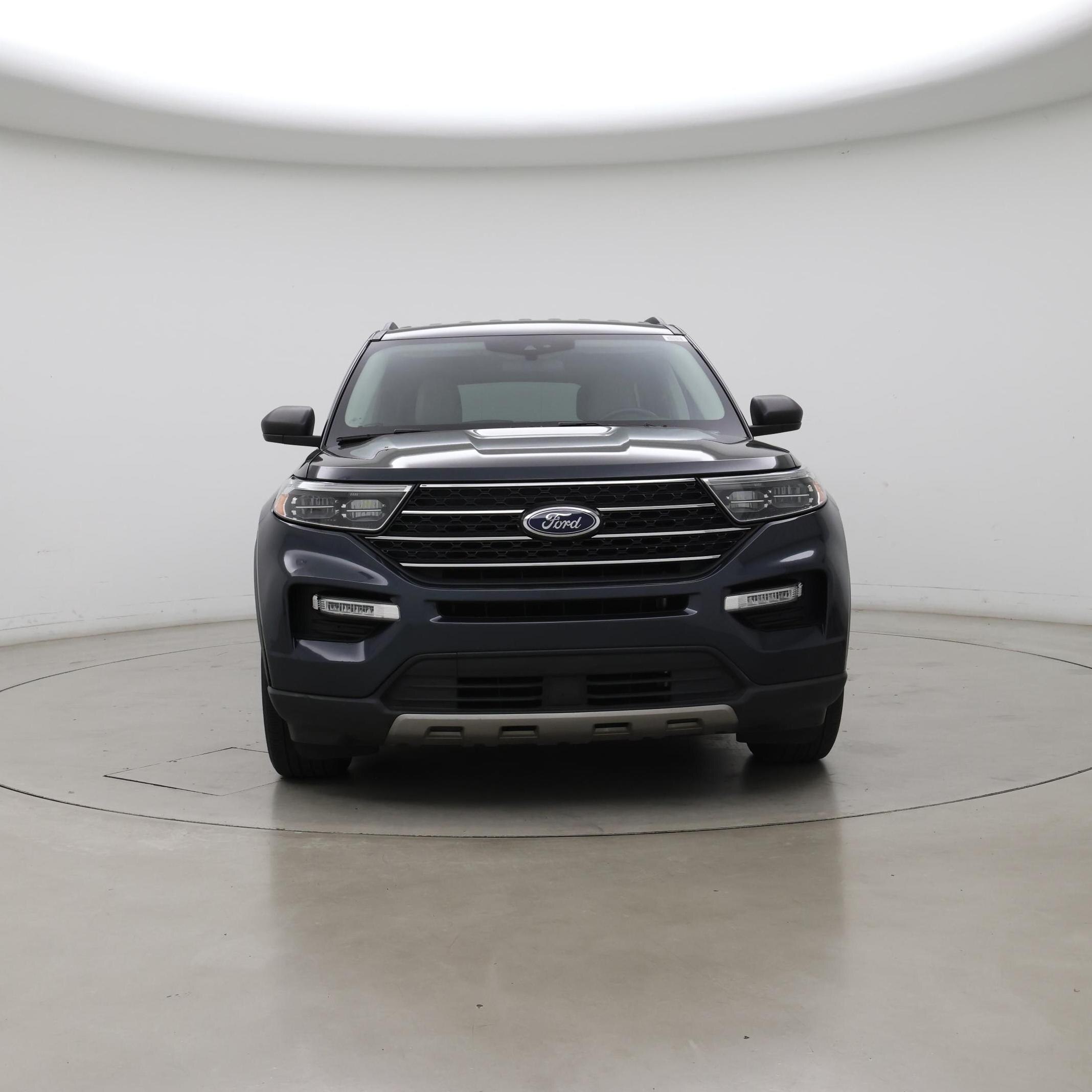 Thumbnail: 2022 Ford Explorer - 5