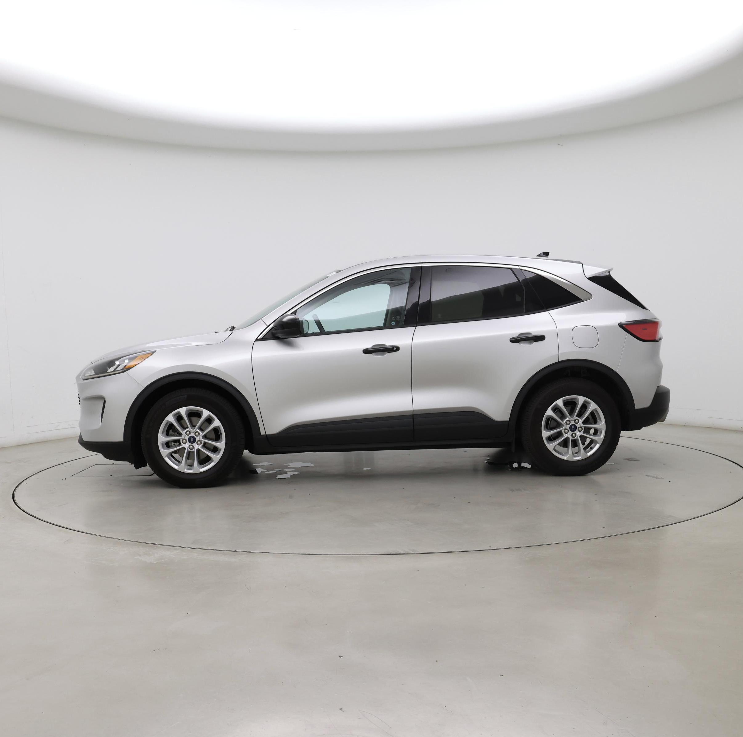 Thumbnail: 2020 Ford Escape - 3