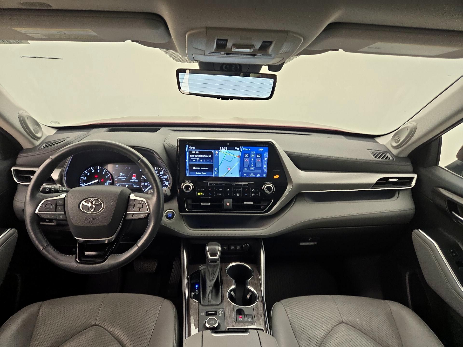 Thumbnail: 2021 Toyota Highlander - 9