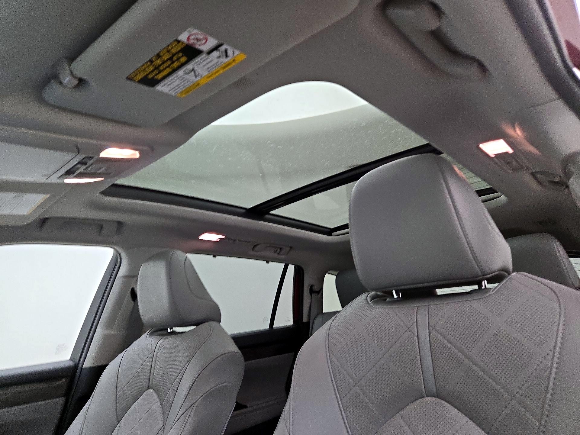 Thumbnail: 2021 Toyota Highlander - 20