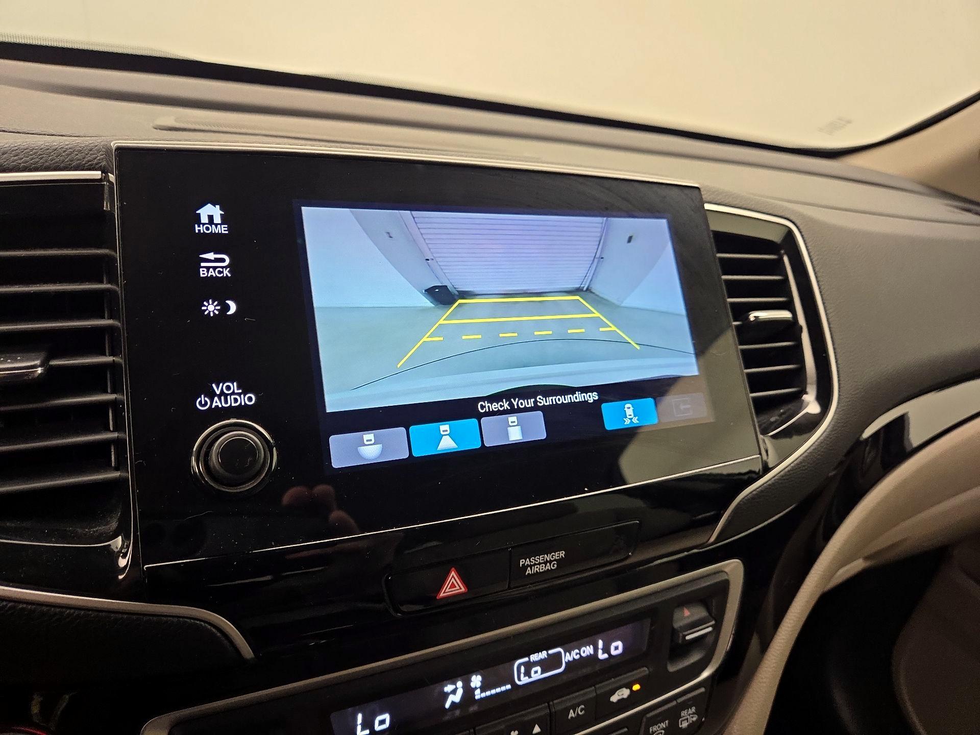 Thumbnail: 2021 Honda Pilot - 15