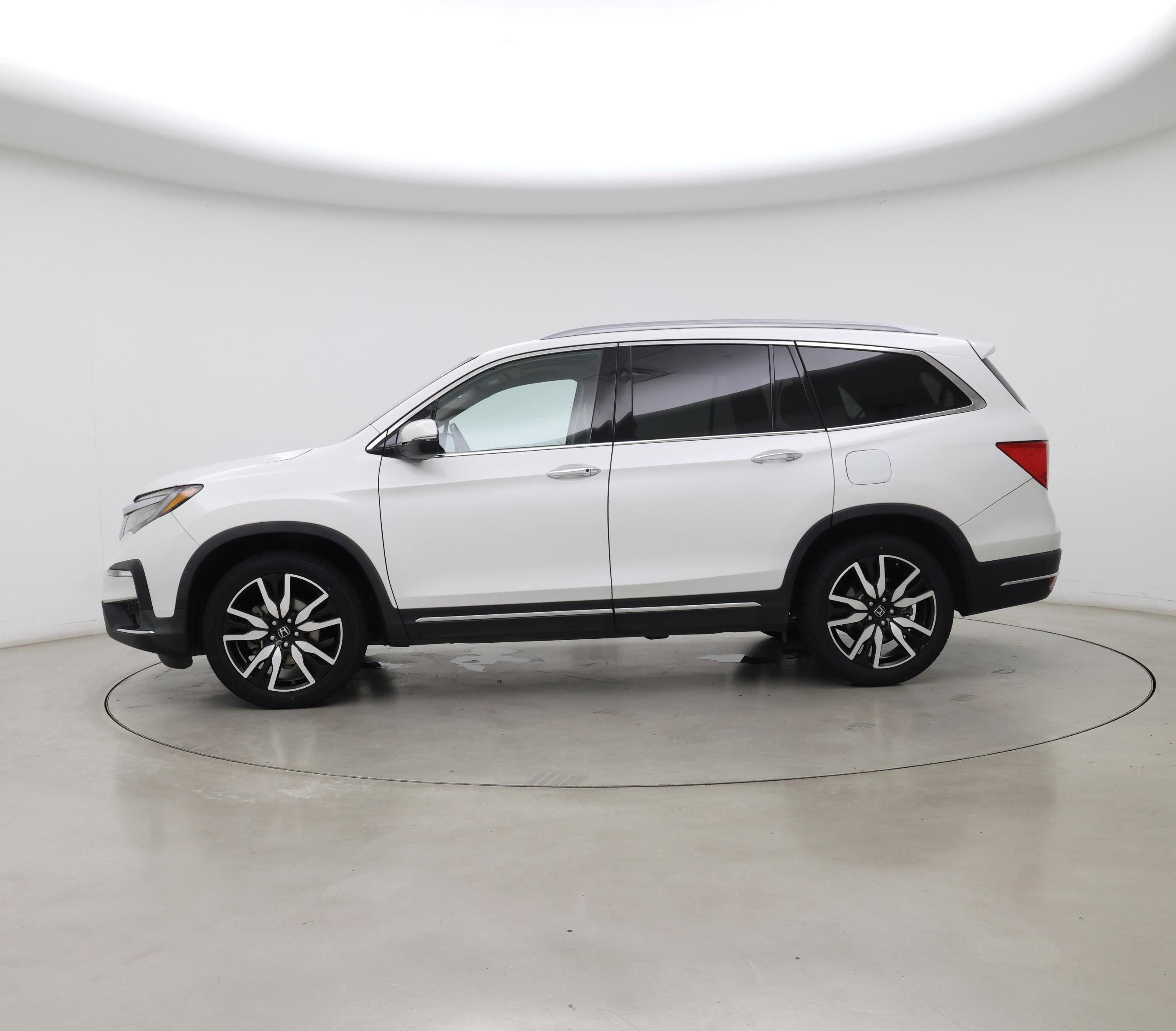 Thumbnail: 2021 Honda Pilot - 3