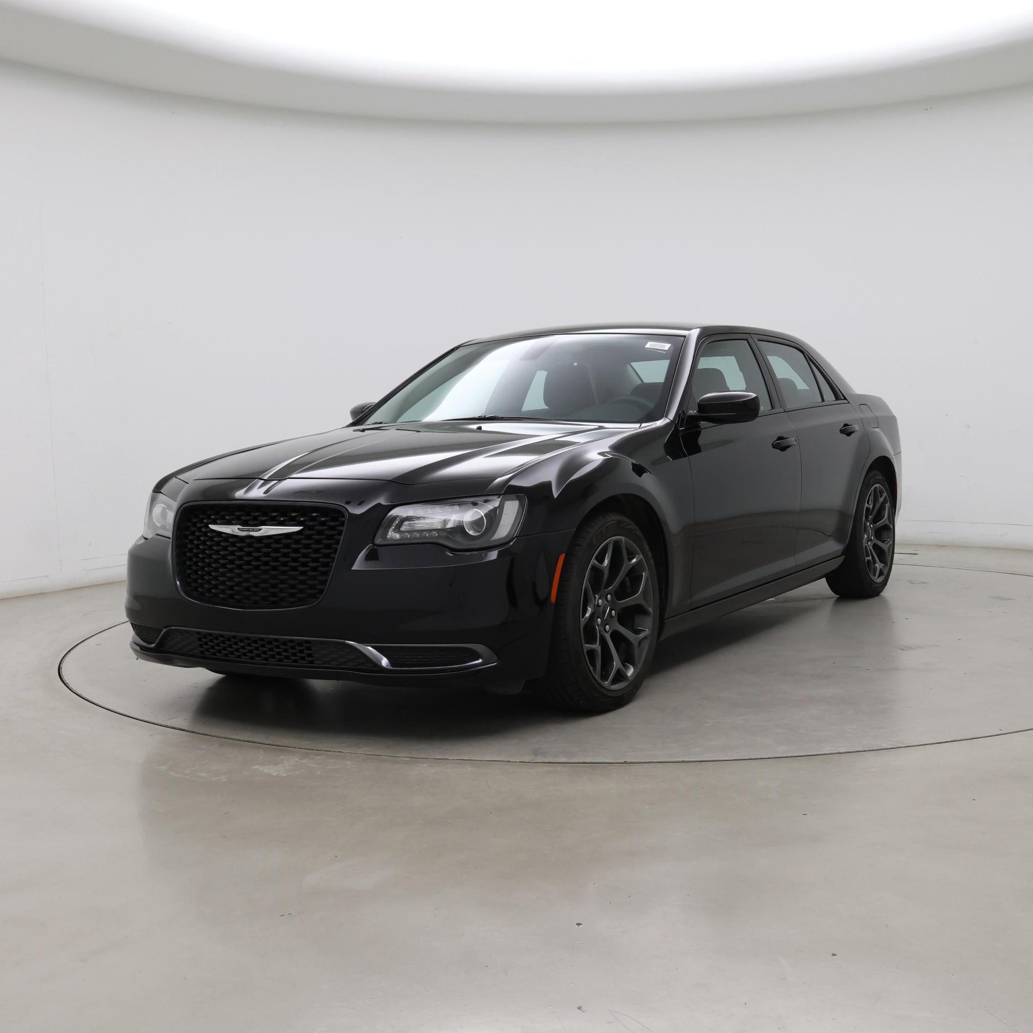 Thumbnail: 2018 Chrysler 300 - 4