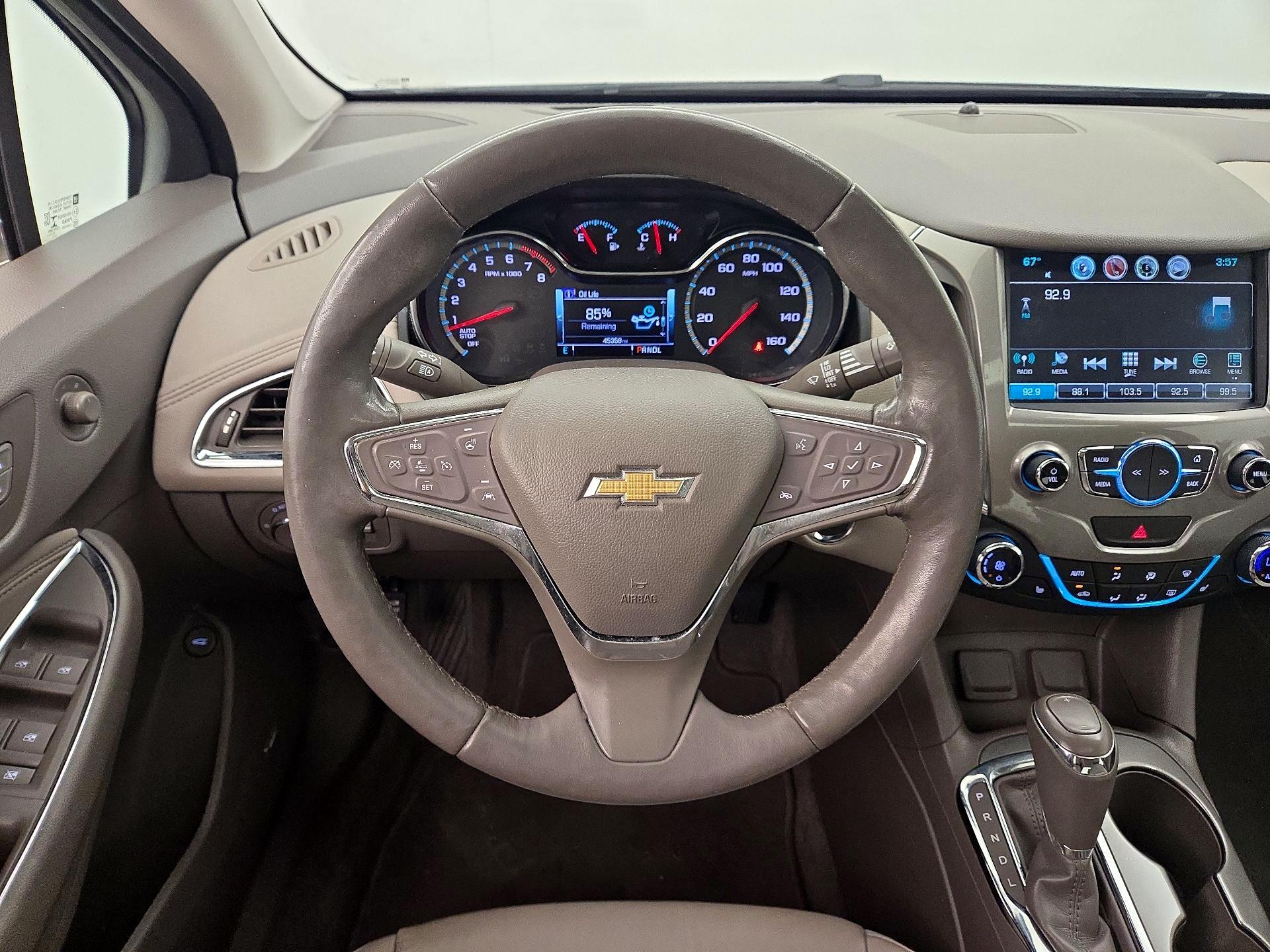 Thumbnail: 2018 Chevrolet Cruze - 10