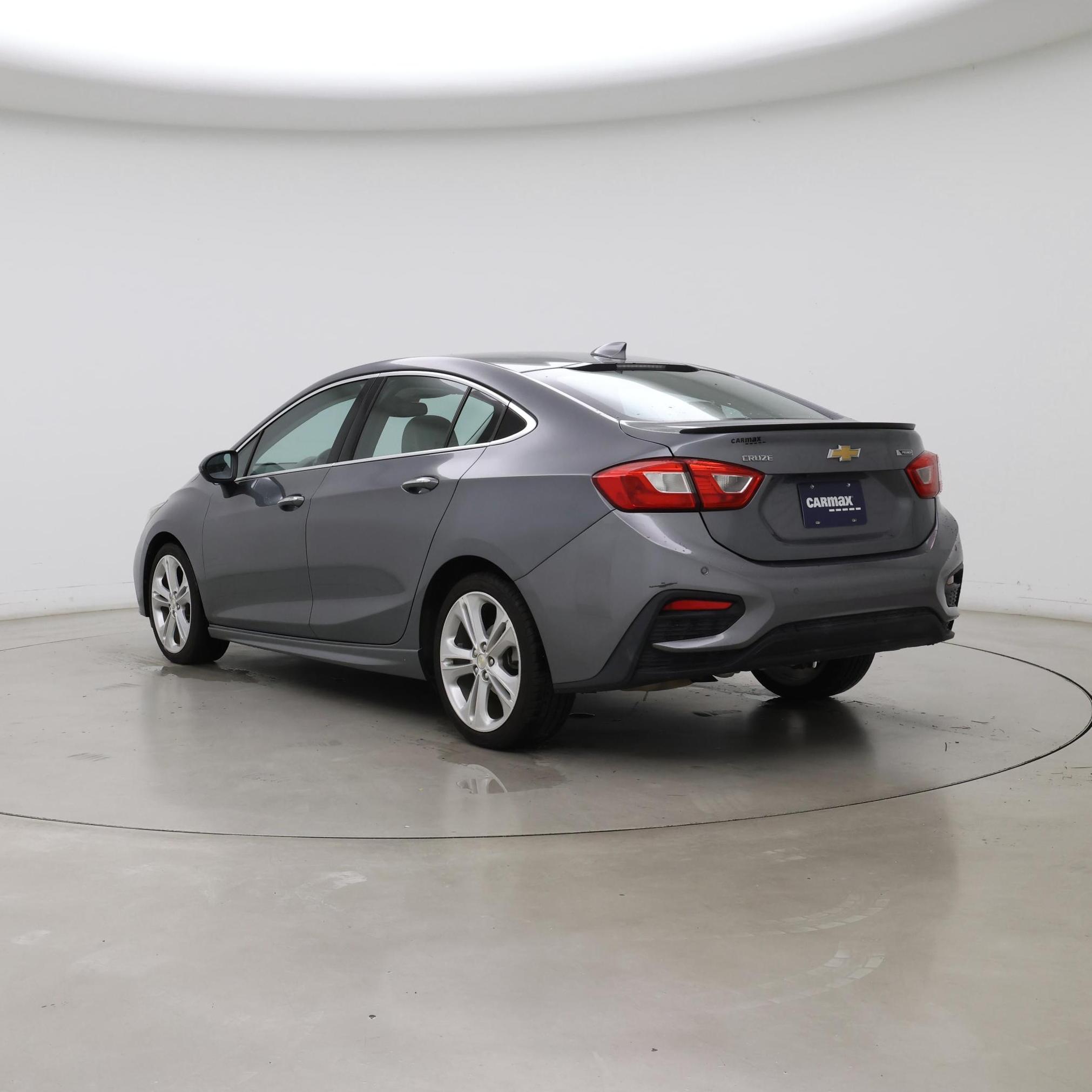 Thumbnail: 2018 Chevrolet Cruze - 2