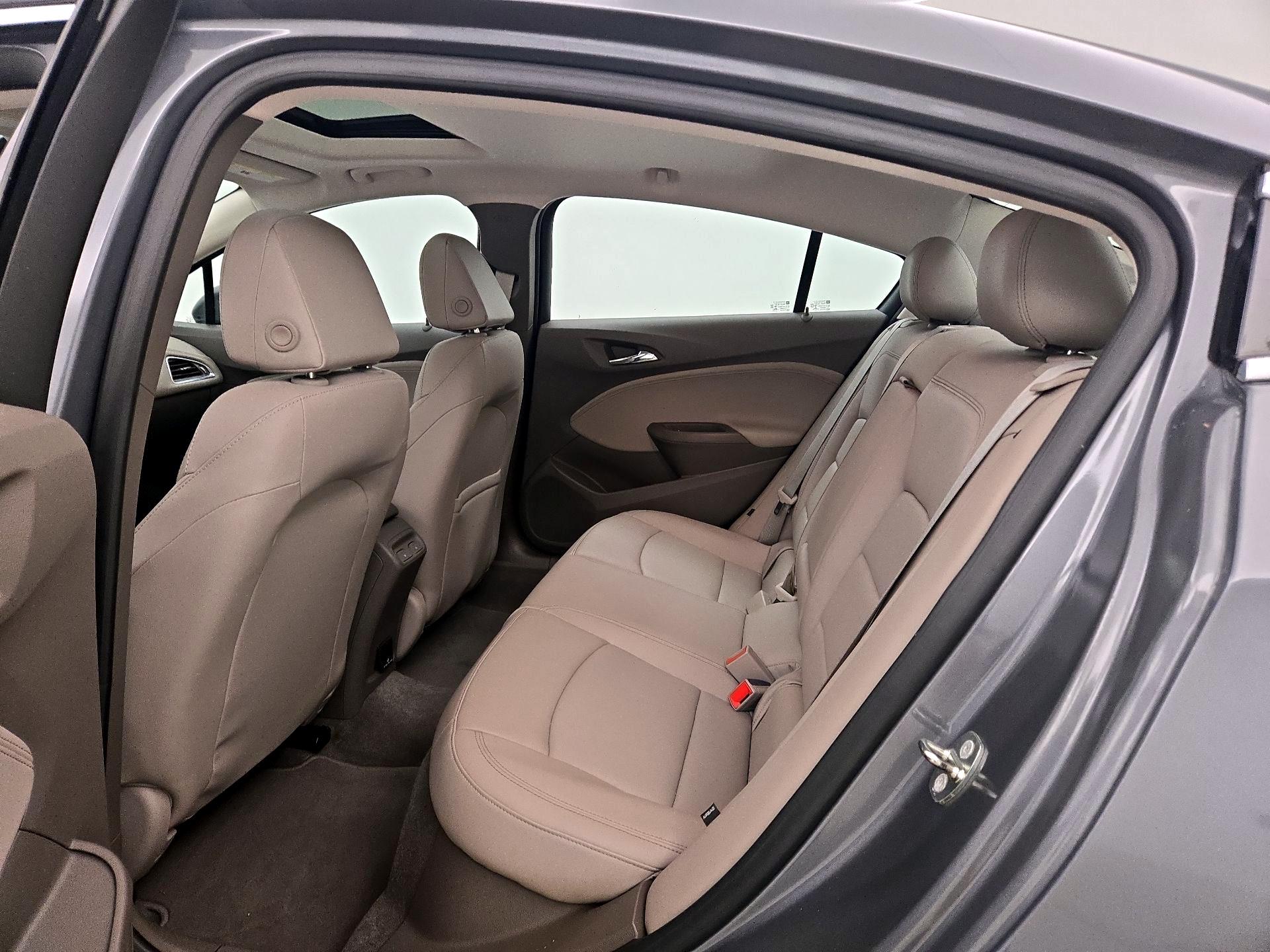 Thumbnail: 2018 Chevrolet Cruze - 20