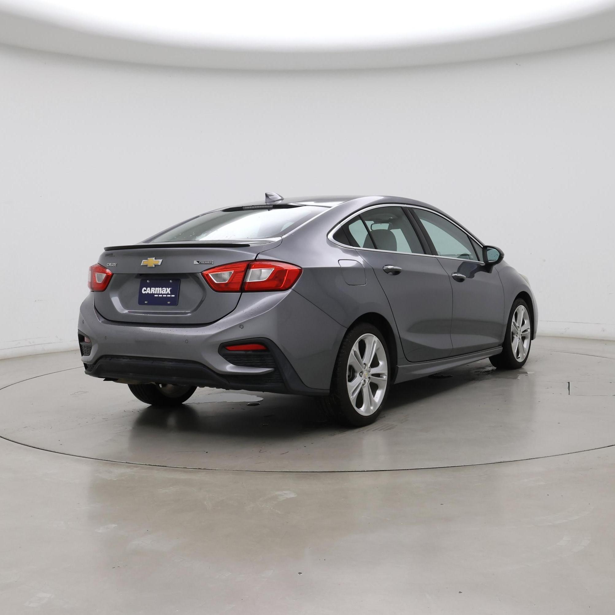 Thumbnail: 2018 Chevrolet Cruze - 8